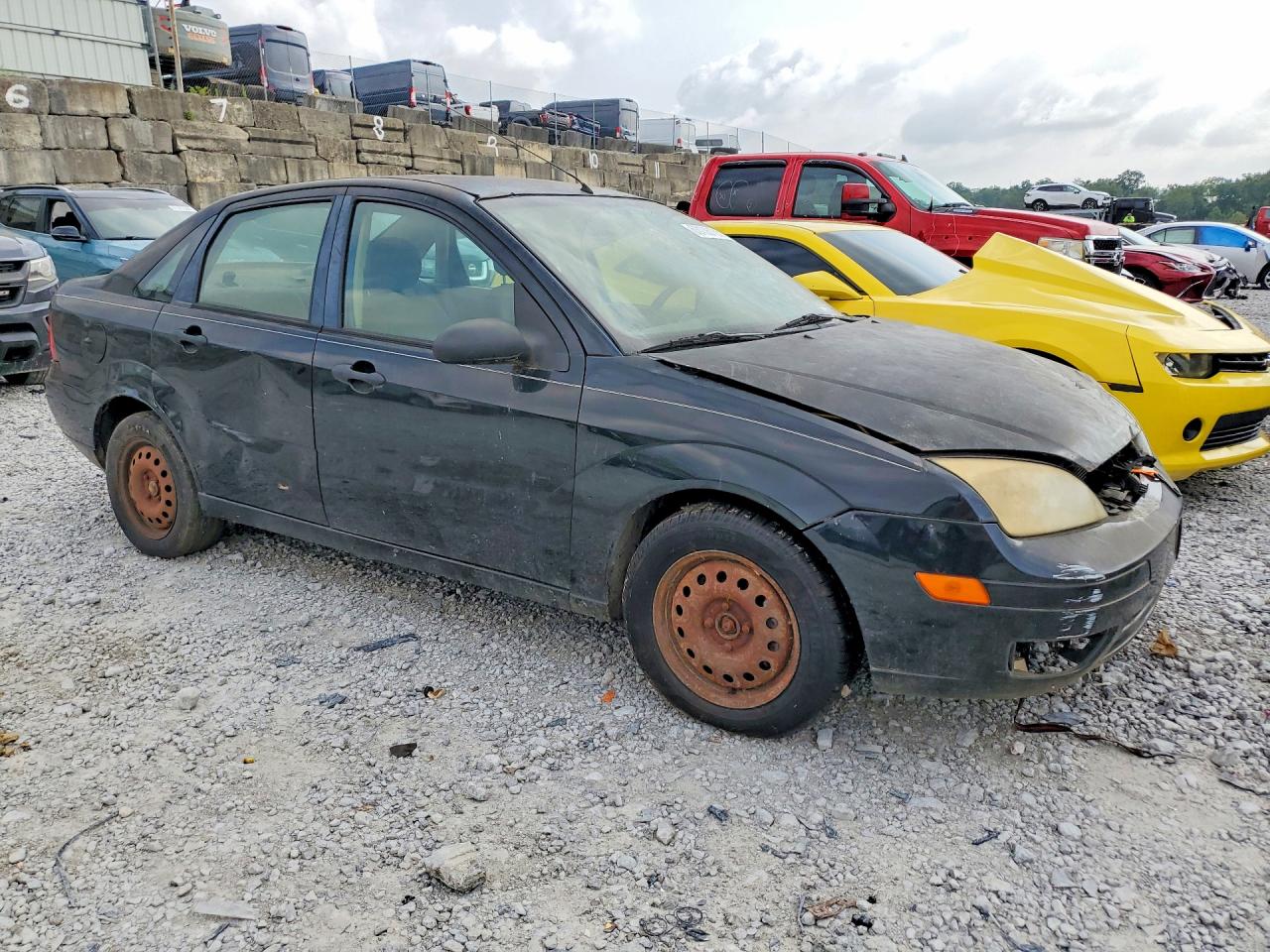 2005 Ford Focus Zx4 Black vin: 1FAFP34N35W211104