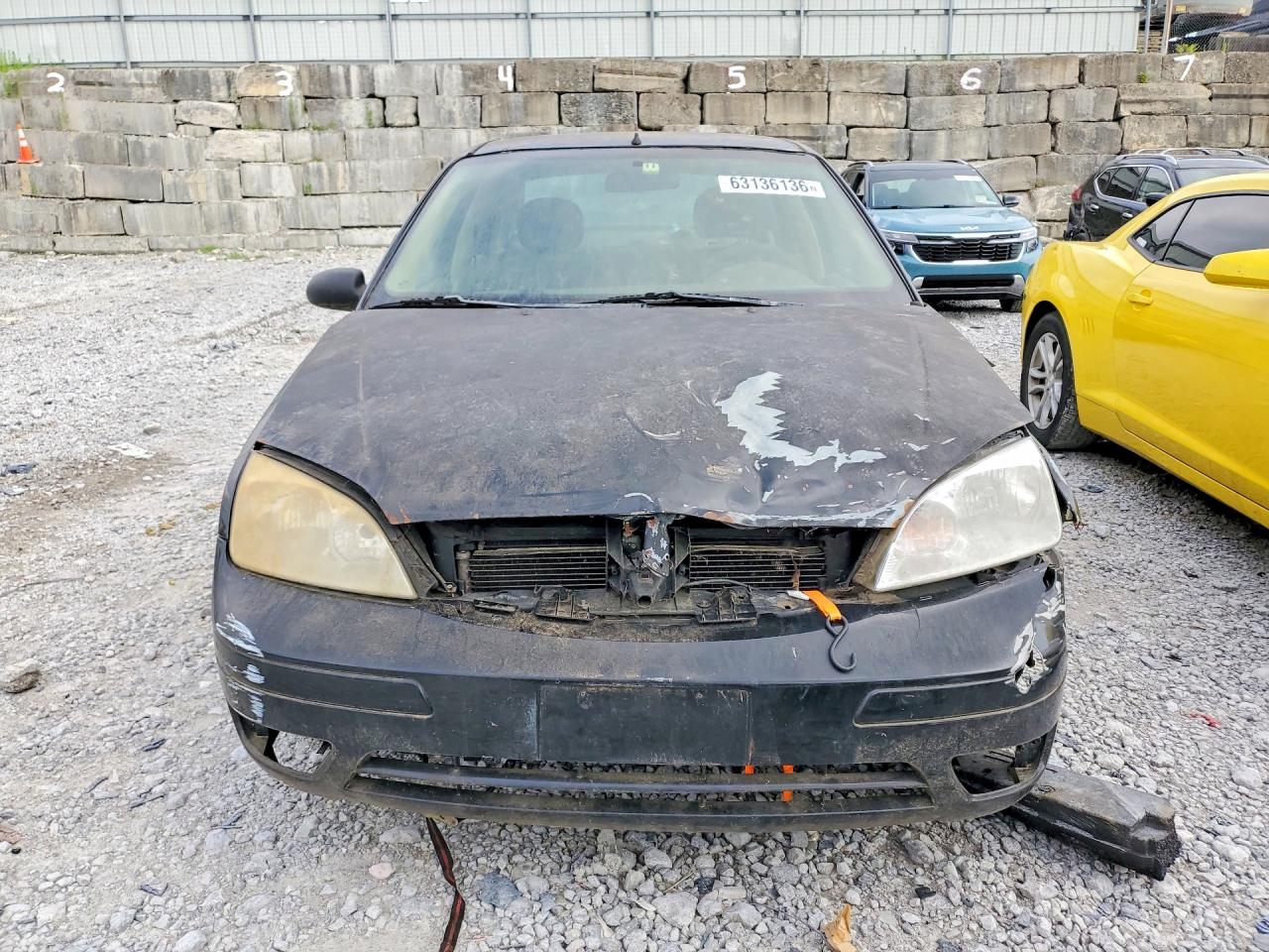 2005 Ford Focus Zx4 Black vin: 1FAFP34N35W211104