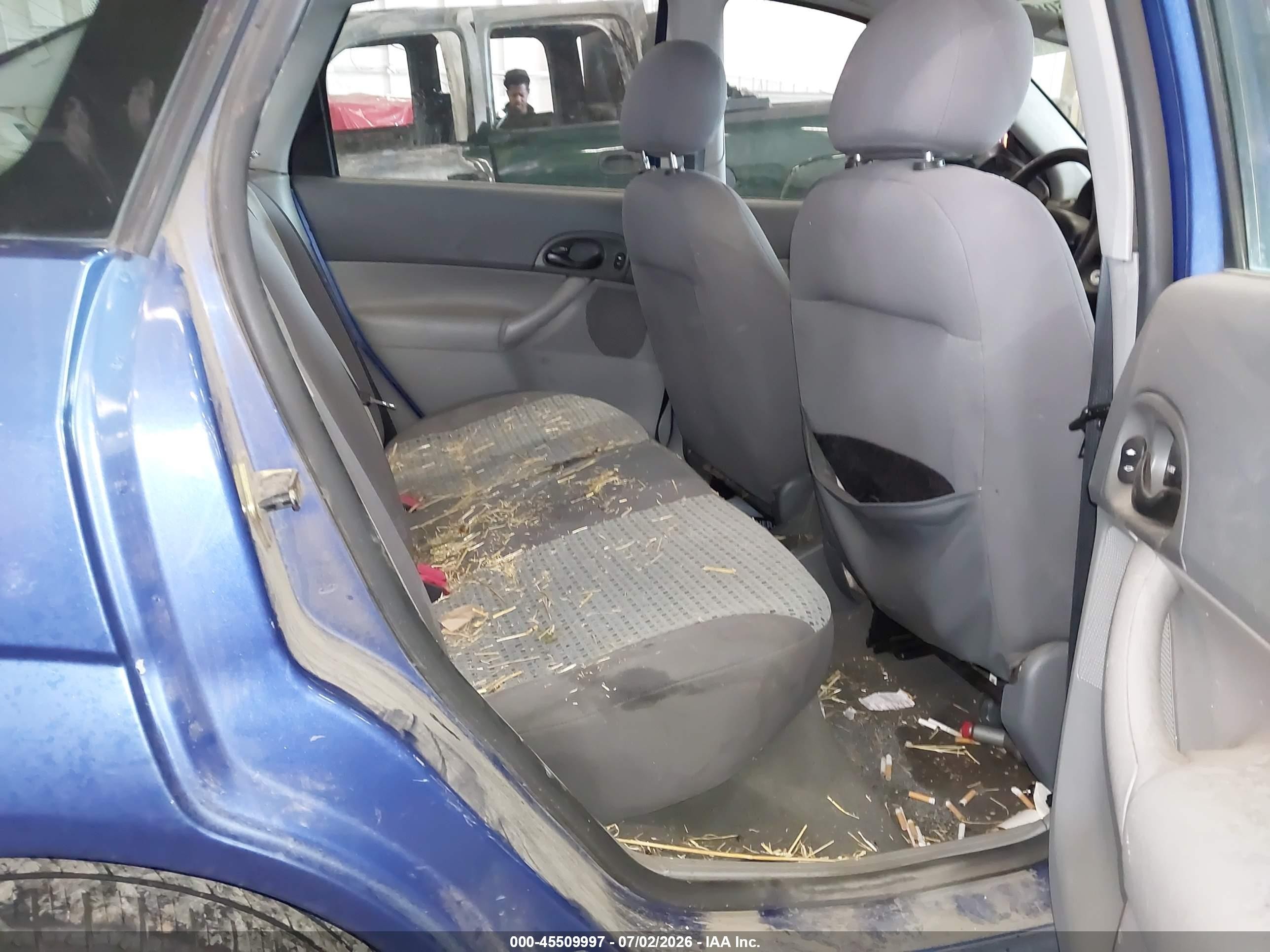 2005 Ford Focus Zx4 Синий vin: 1FAFP34N35W276826
