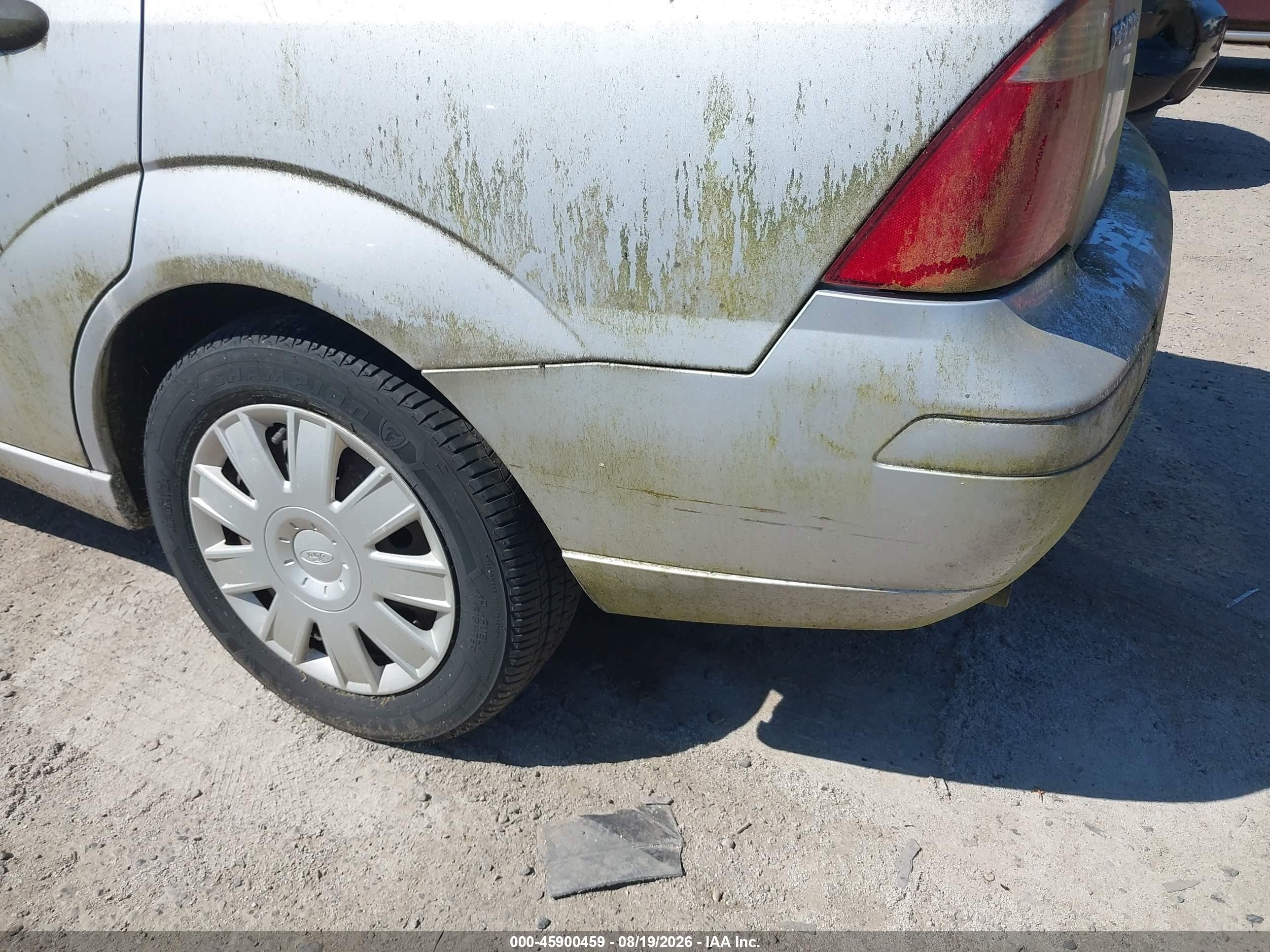 2005 Ford Focus Zx4 Серебряный vin: 1FAFP34N35W279547