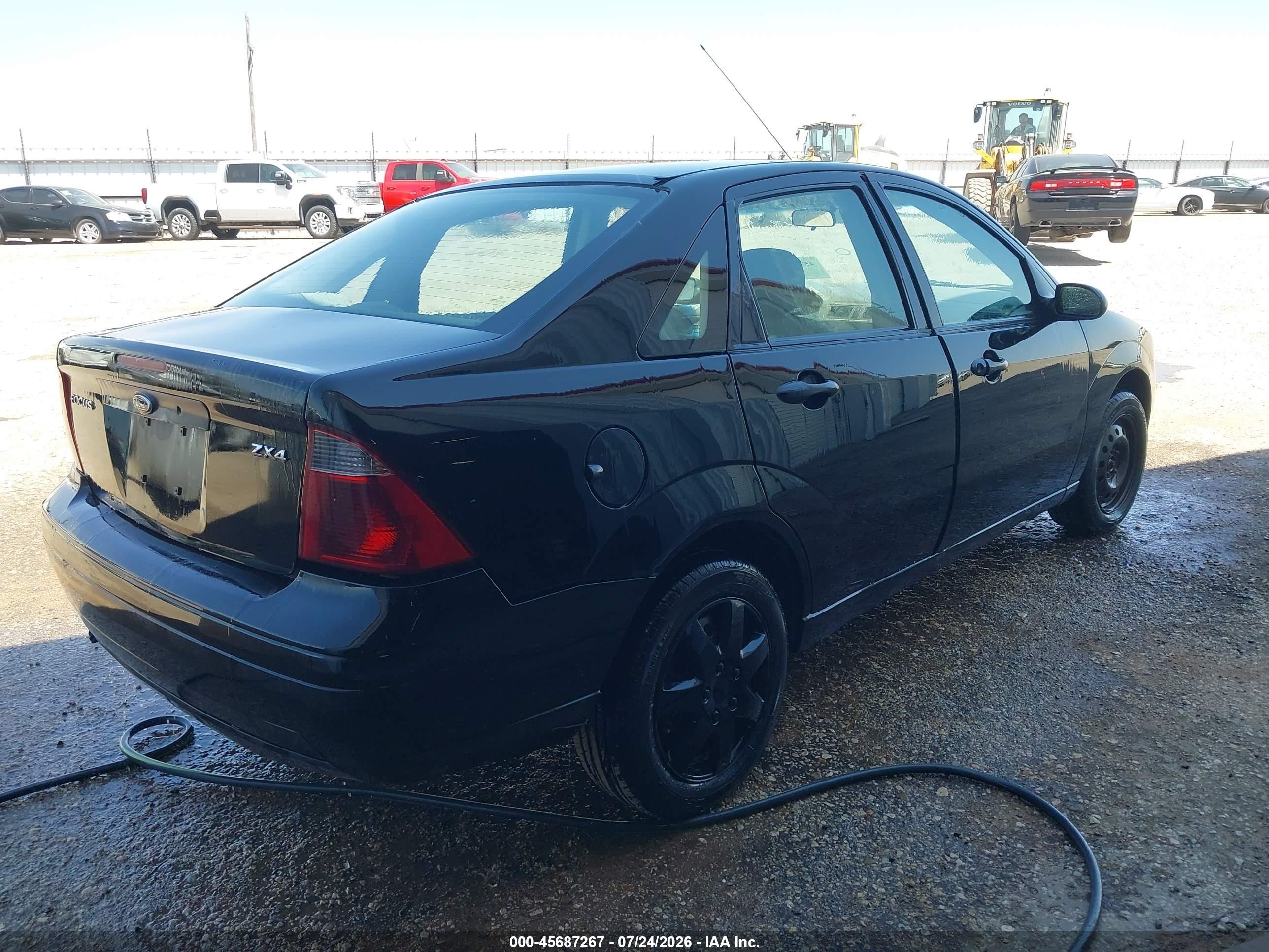 2005 Ford Focus Zx4 Black vin: 1FAFP34N35W280312