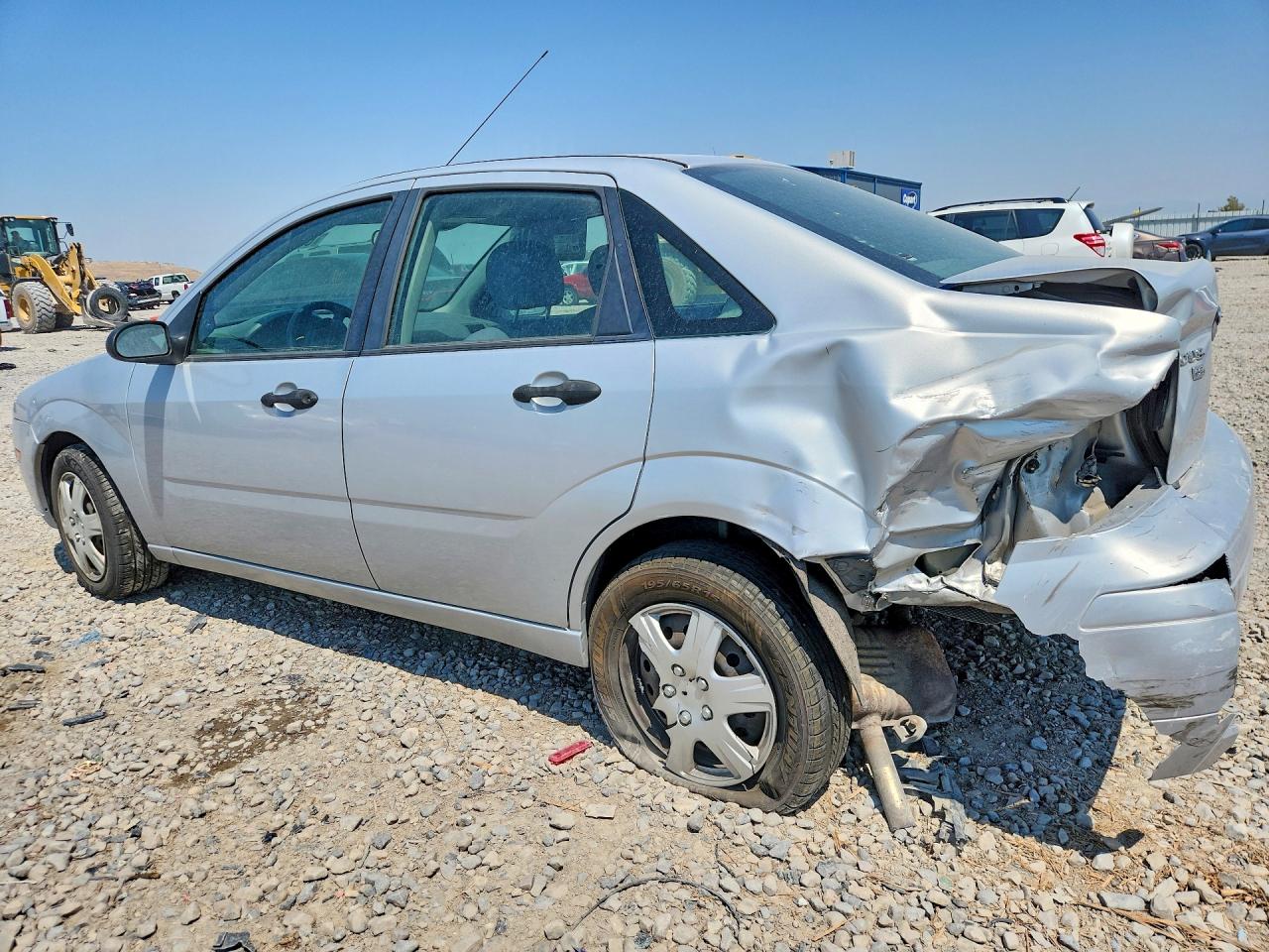 2005 Ford Focus Zx4 Серебряный vin: 1FAFP34N35W304415