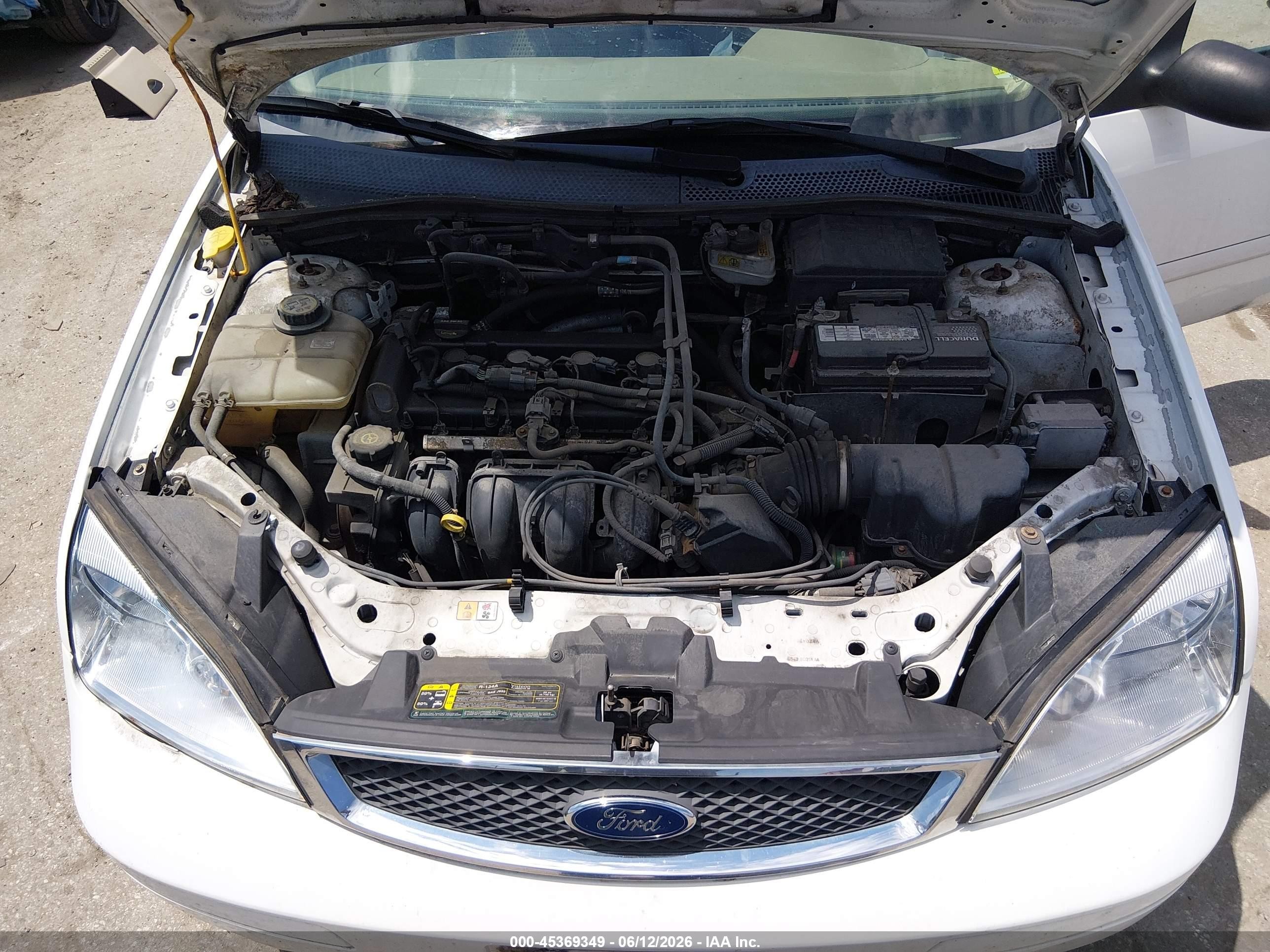 2006 Ford Focus Zx4 White vin: 1FAFP34N36W216451