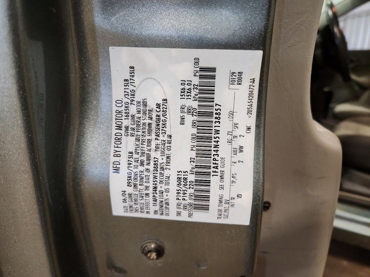 2005 Ford Focus Zx4 Blue vin: 1FAFP34N45W138857