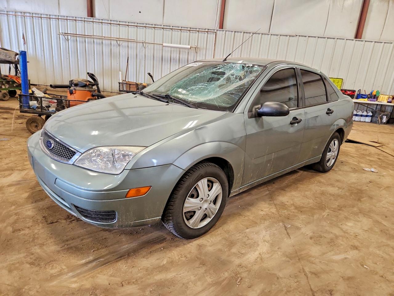 2005 Ford Focus Zx4 Blue vin: 1FAFP34N45W138857