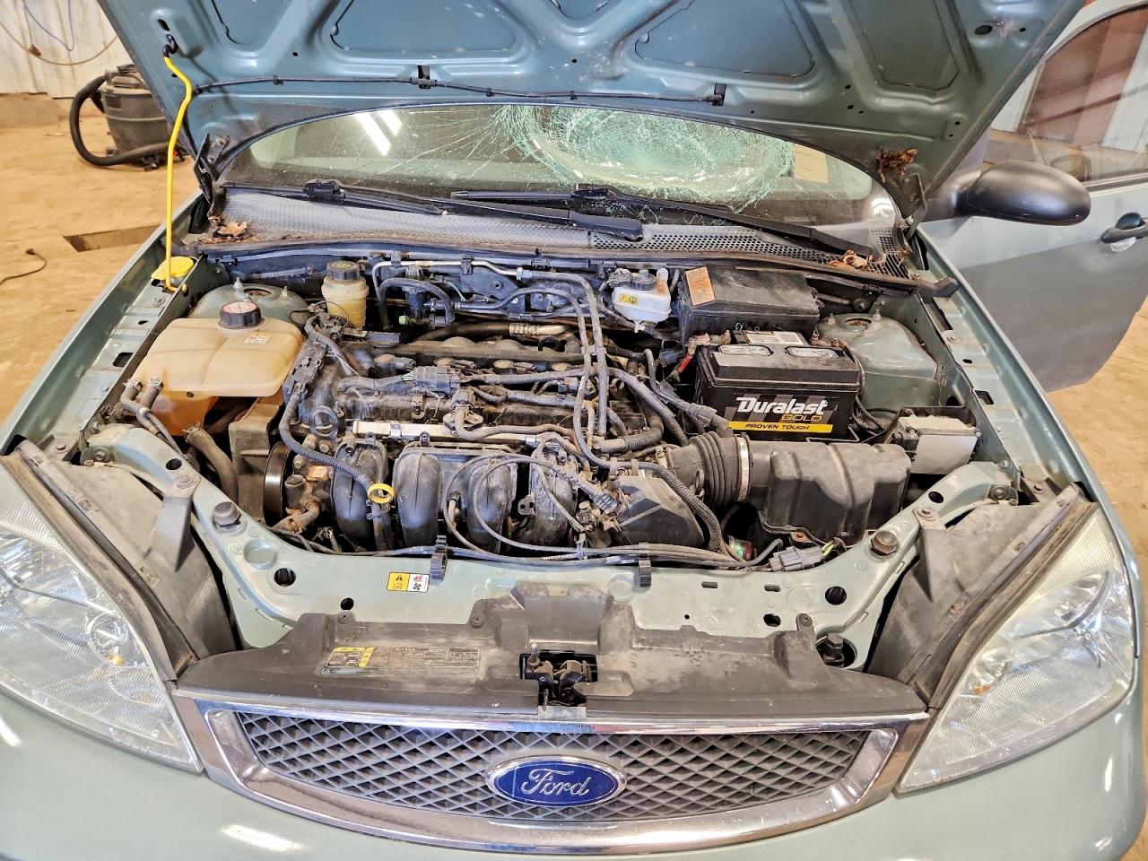 2005 Ford Focus Zx4 Blue vin: 1FAFP34N45W138857