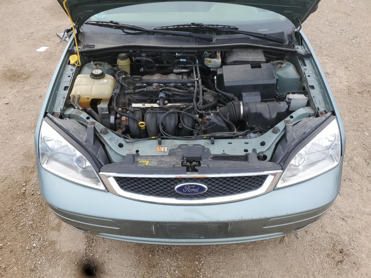 2005 Ford Focus Zx4 Teal vin: 1FAFP34N45W265169