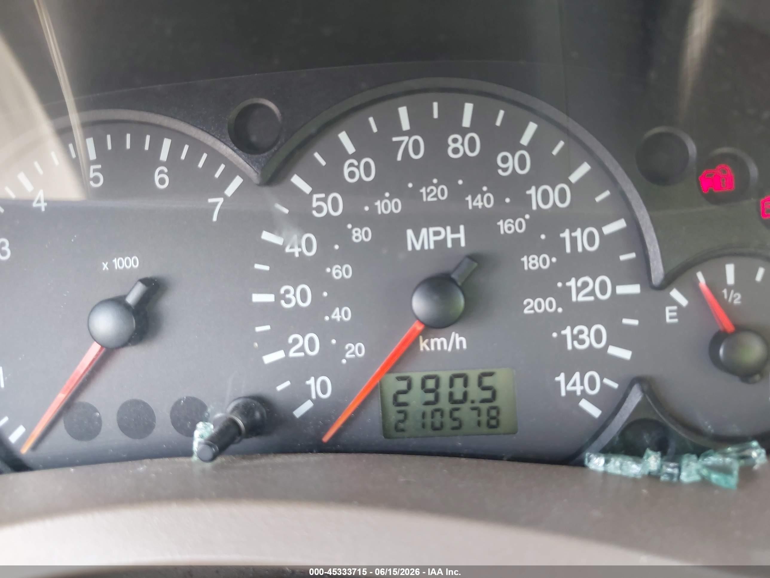 2005 Ford Focus Zx4 Красный vin: 1FAFP34N45W276852