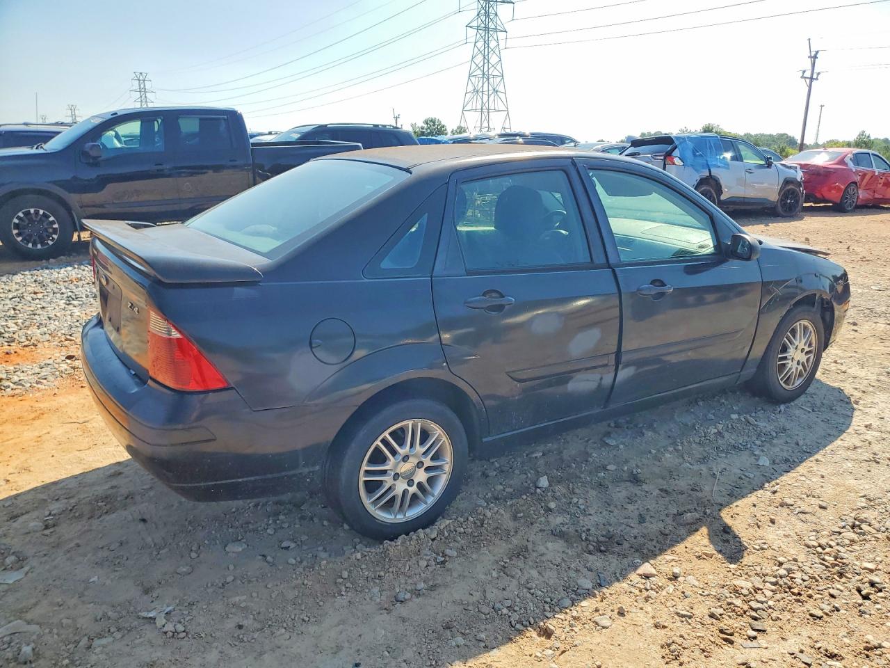 2005 Ford Focus Zx4 Black vin: 1FAFP34N45W292842