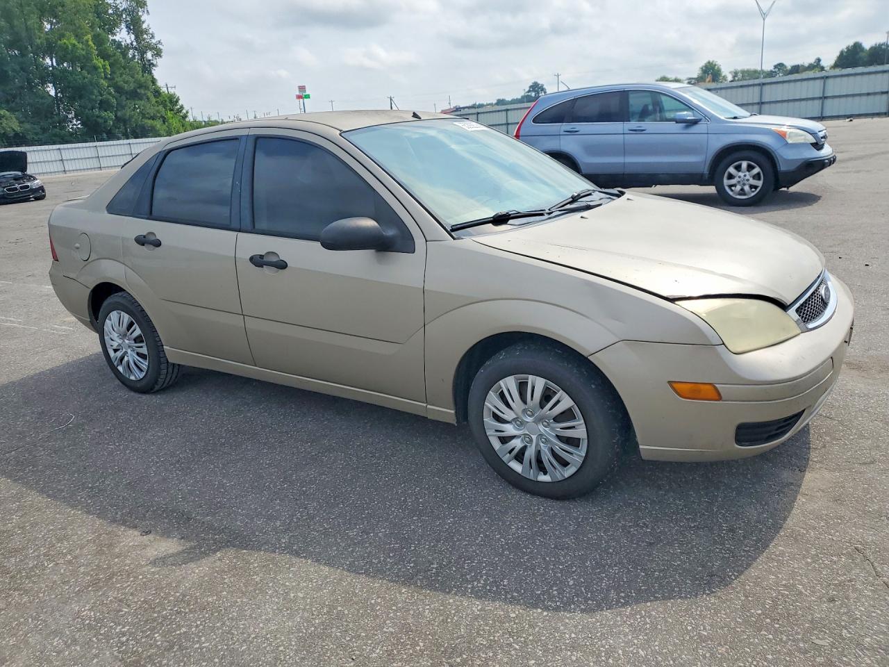 2006 Ford Focus Zx4 Gold vin: 1FAFP34N46W116276