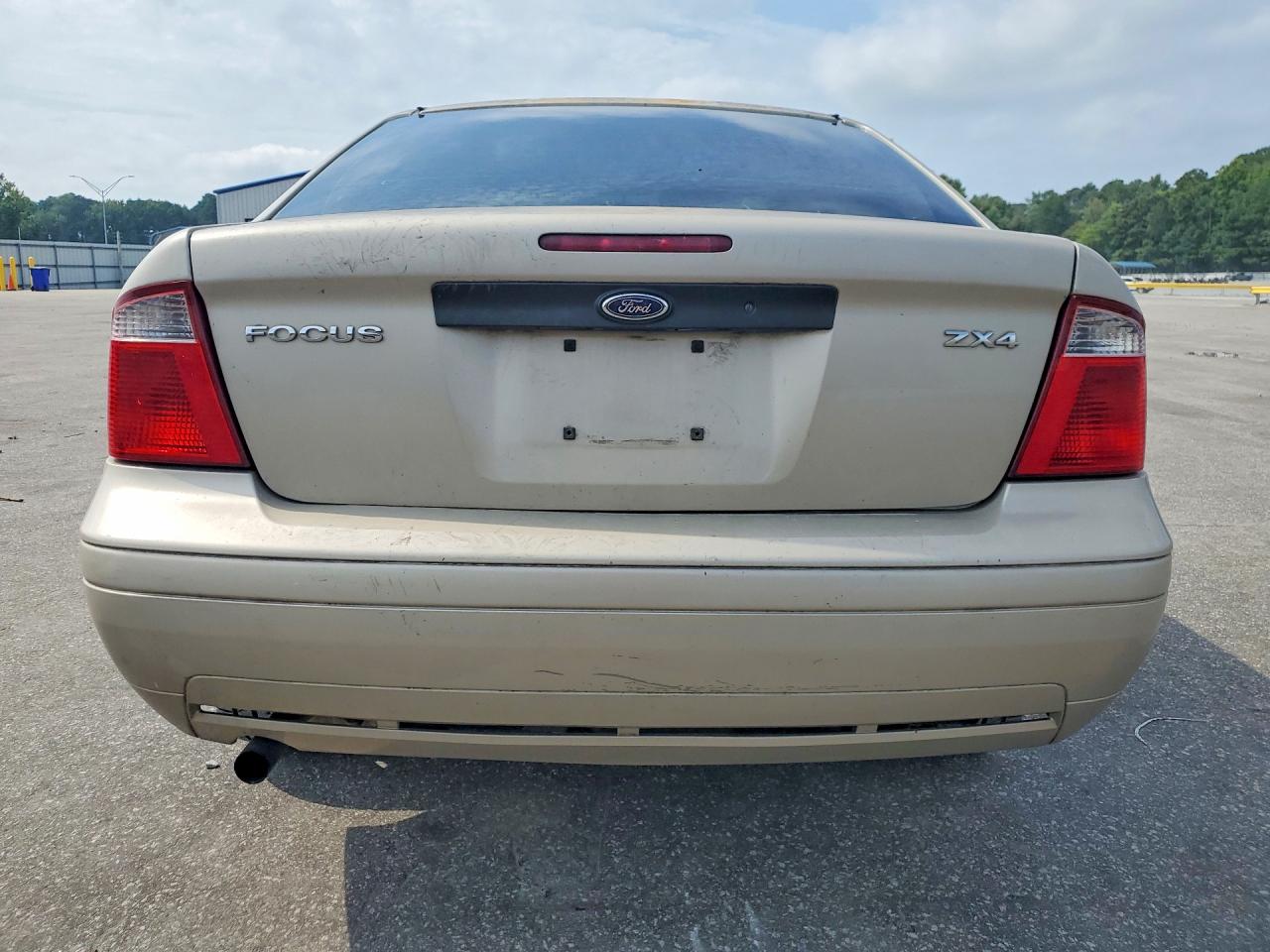 2006 Ford Focus Zx4 Gold vin: 1FAFP34N46W116276