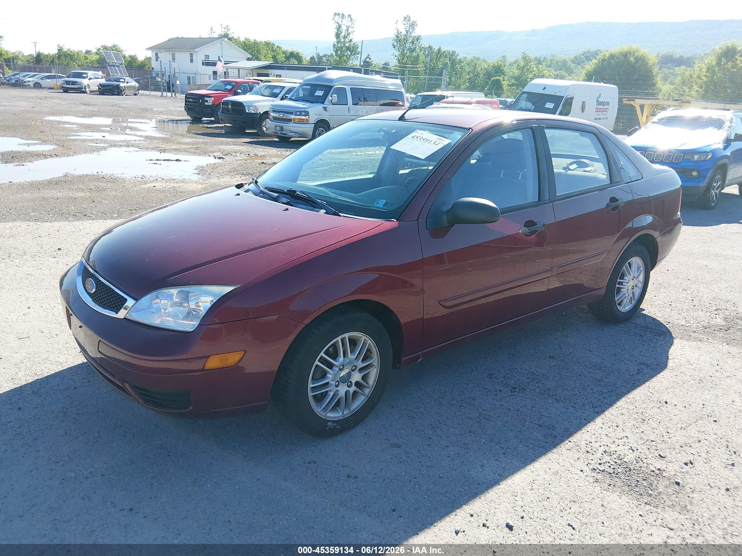 2006 Ford Focus Zx4 Maroon vin: 1FAFP34N46W167339