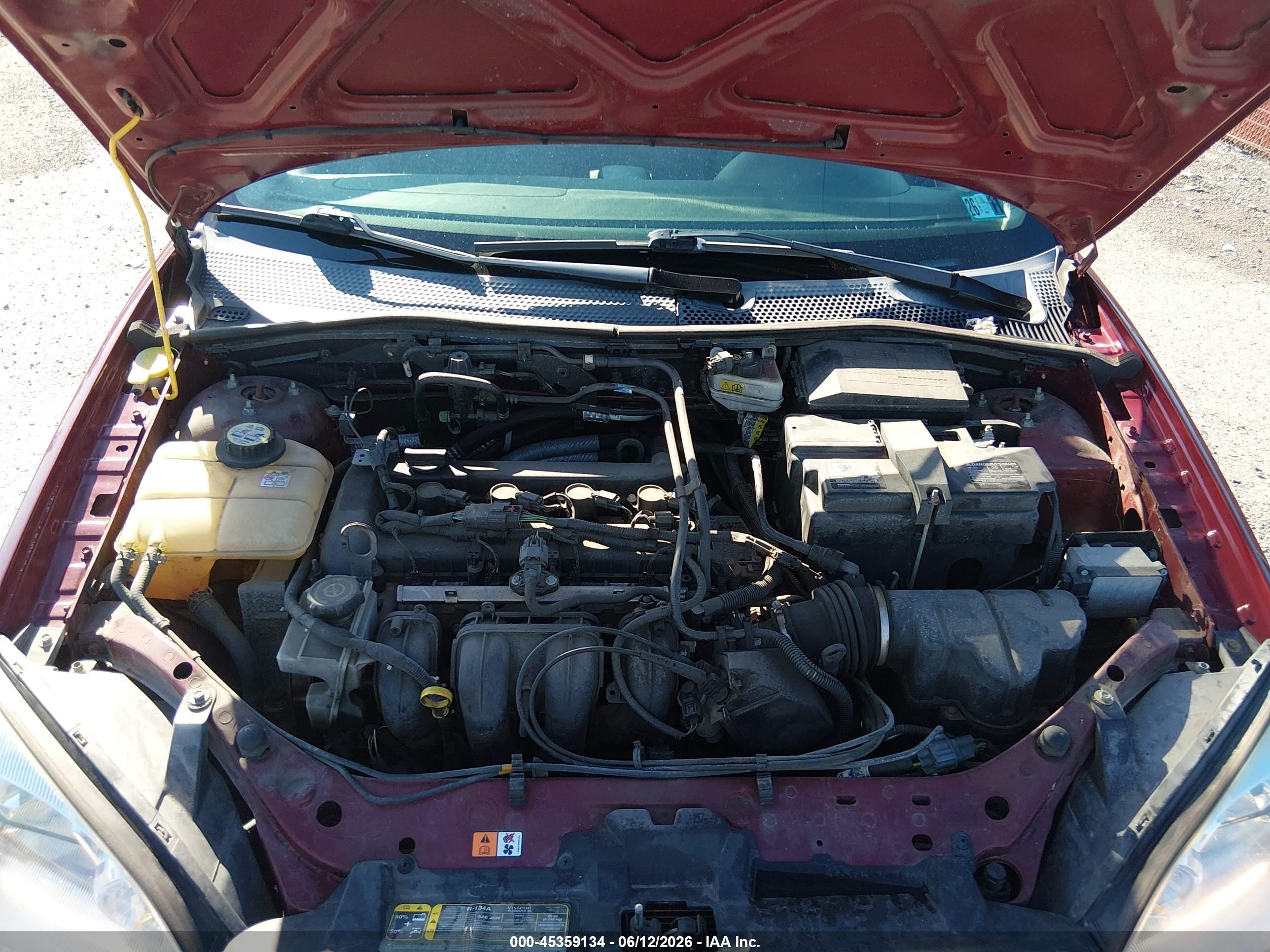 2006 Ford Focus Zx4 Maroon vin: 1FAFP34N46W167339