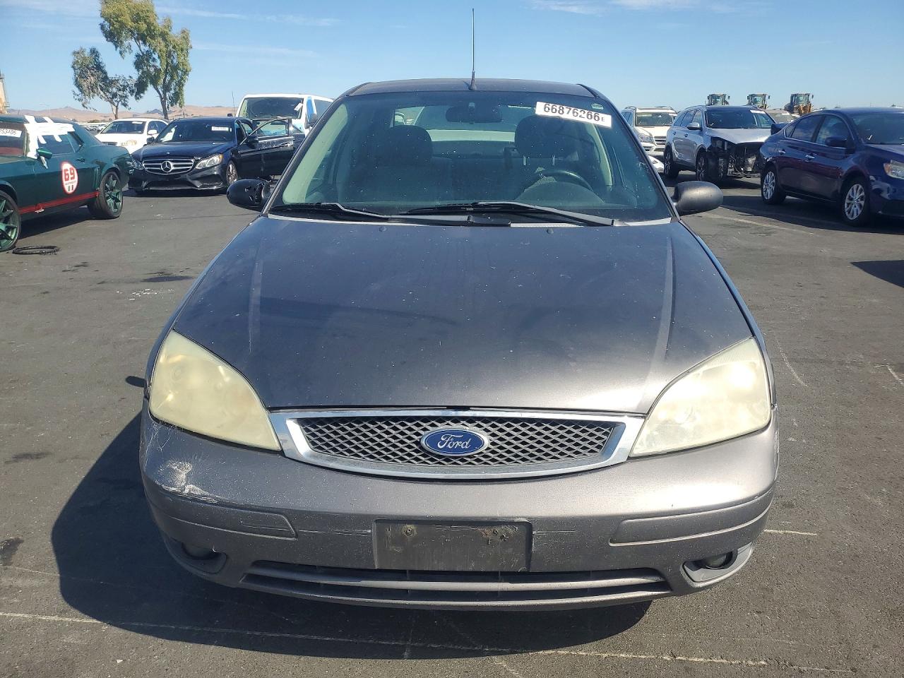 2006 Ford Focus Zx4 Gray vin: 1FAFP34N46W245022