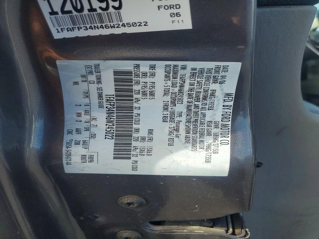 2006 Ford Focus Zx4 Gray vin: 1FAFP34N46W245022