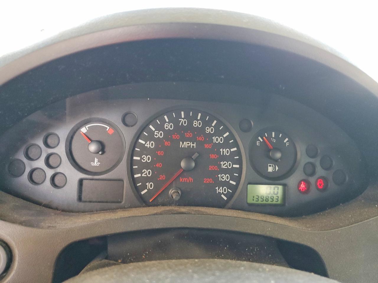 2007 Ford Focus Zx4 Silver vin: 1FAFP34N47W101410