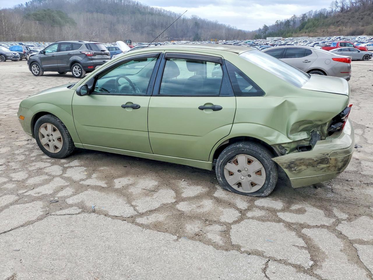 2007 Ford Focus Zx4 Green vin: 1FAFP34N47W135329