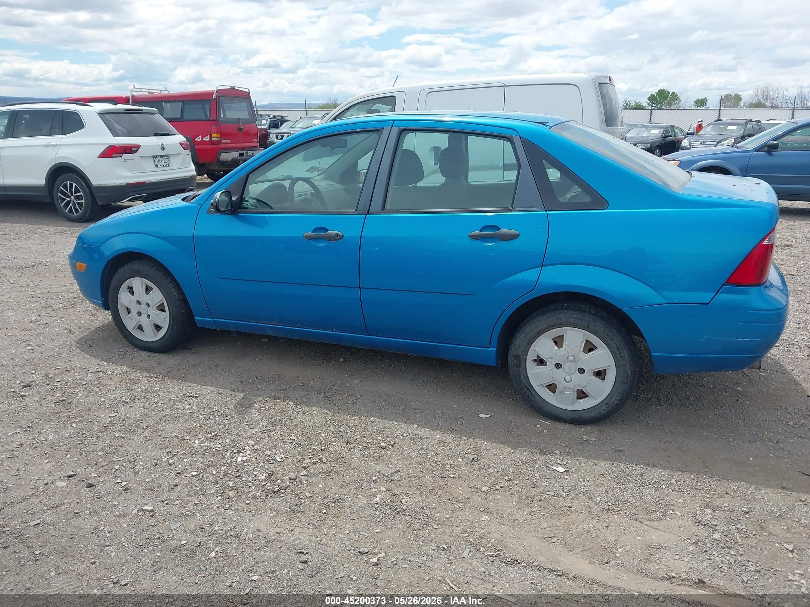 2007 Ford Focus S/se/ses Blue vin: 1FAFP34N47W203239