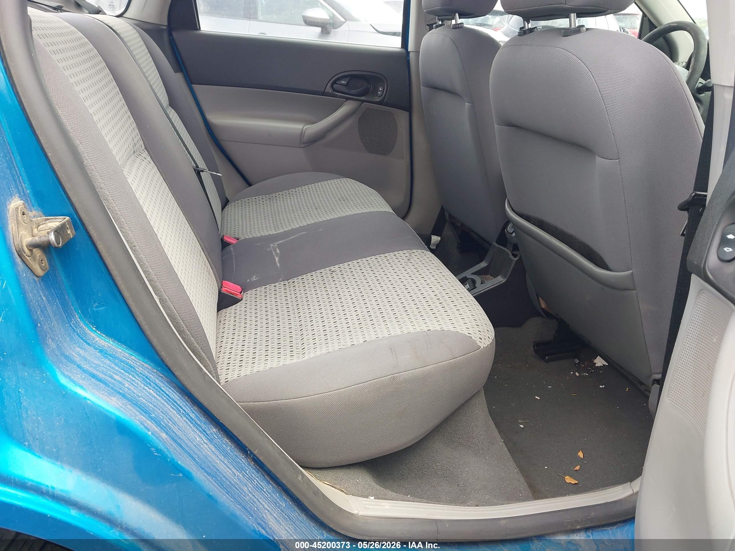 2007 Ford Focus S/se/ses Blue vin: 1FAFP34N47W203239