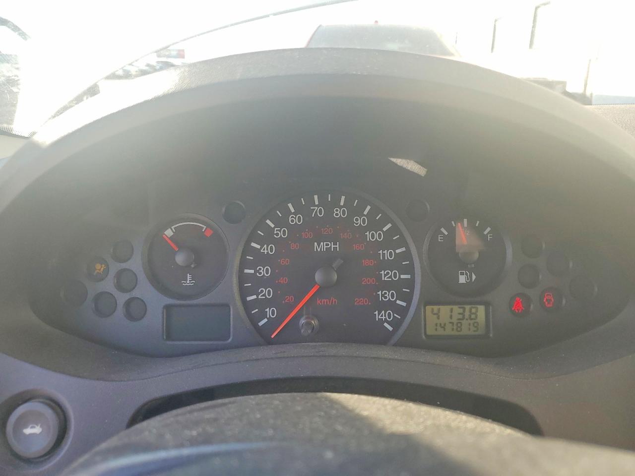 2007 Ford Focus Zx4 Silver vin: 1FAFP34N47W305396