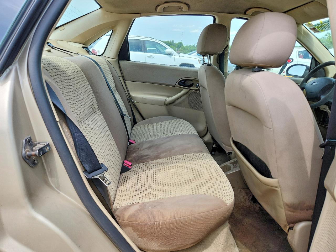 2007 Ford Focus Zx4 Tan vin: 1FAFP34N47W343923