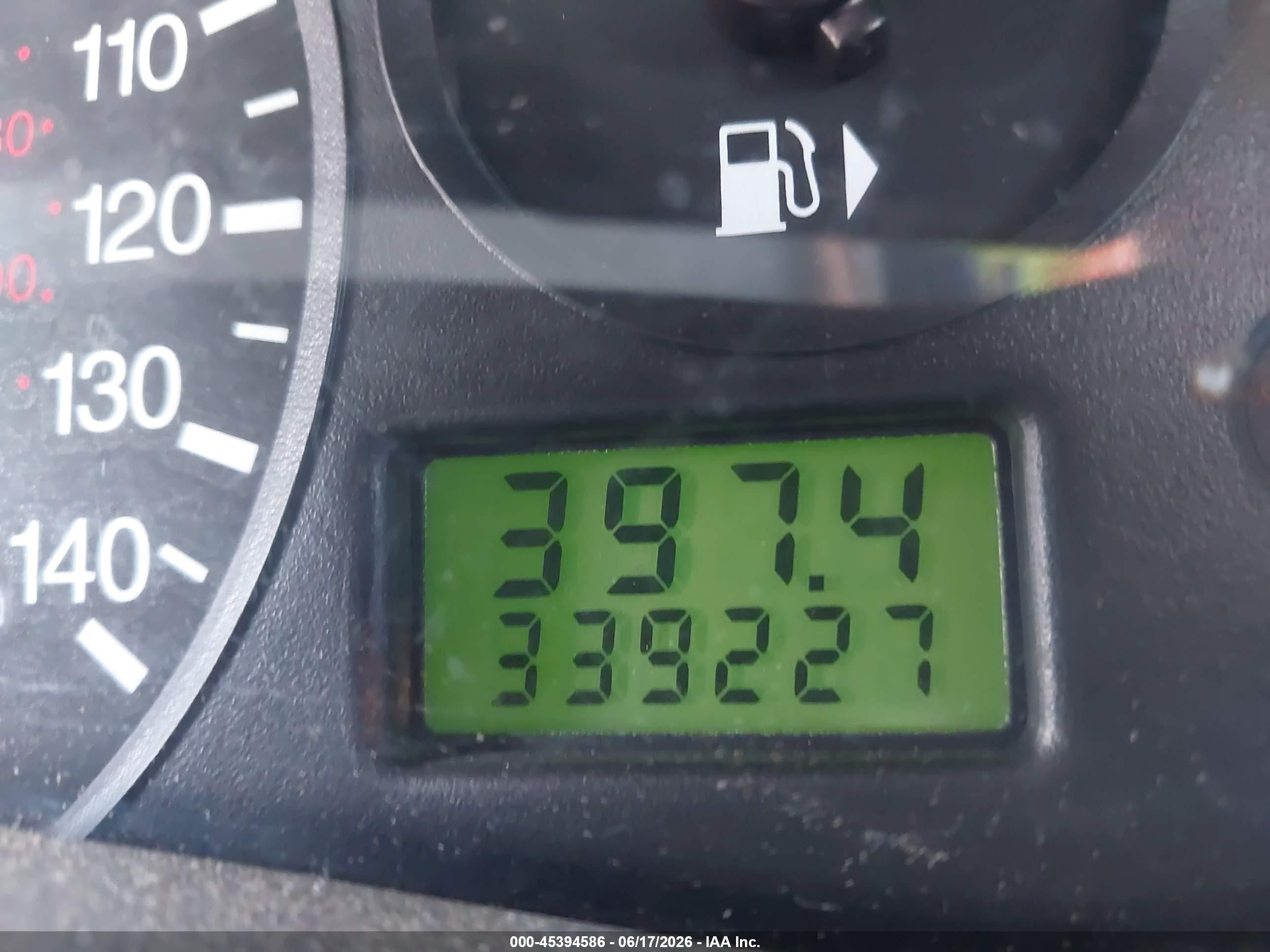 2005 Ford Focus Zx4 Burgundy vin: 1FAFP34N55W115295