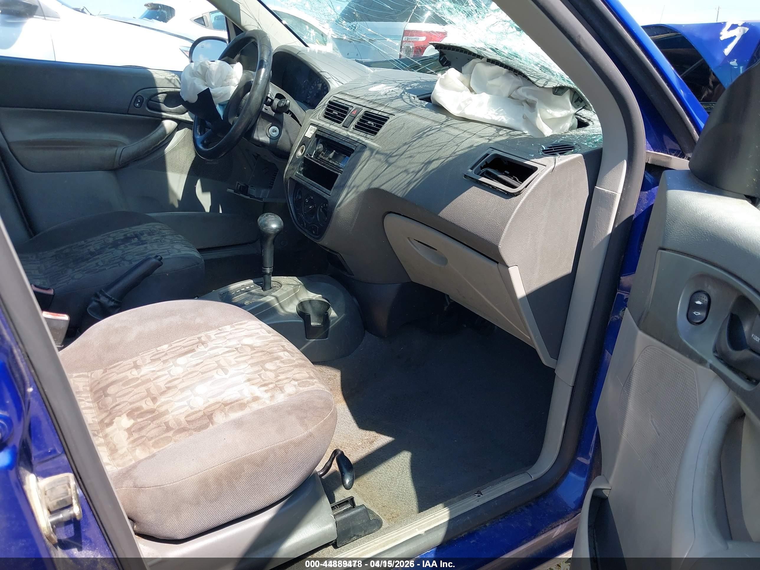 2005 Ford Focus Zx4 Blue vin: 1FAFP34N55W197402