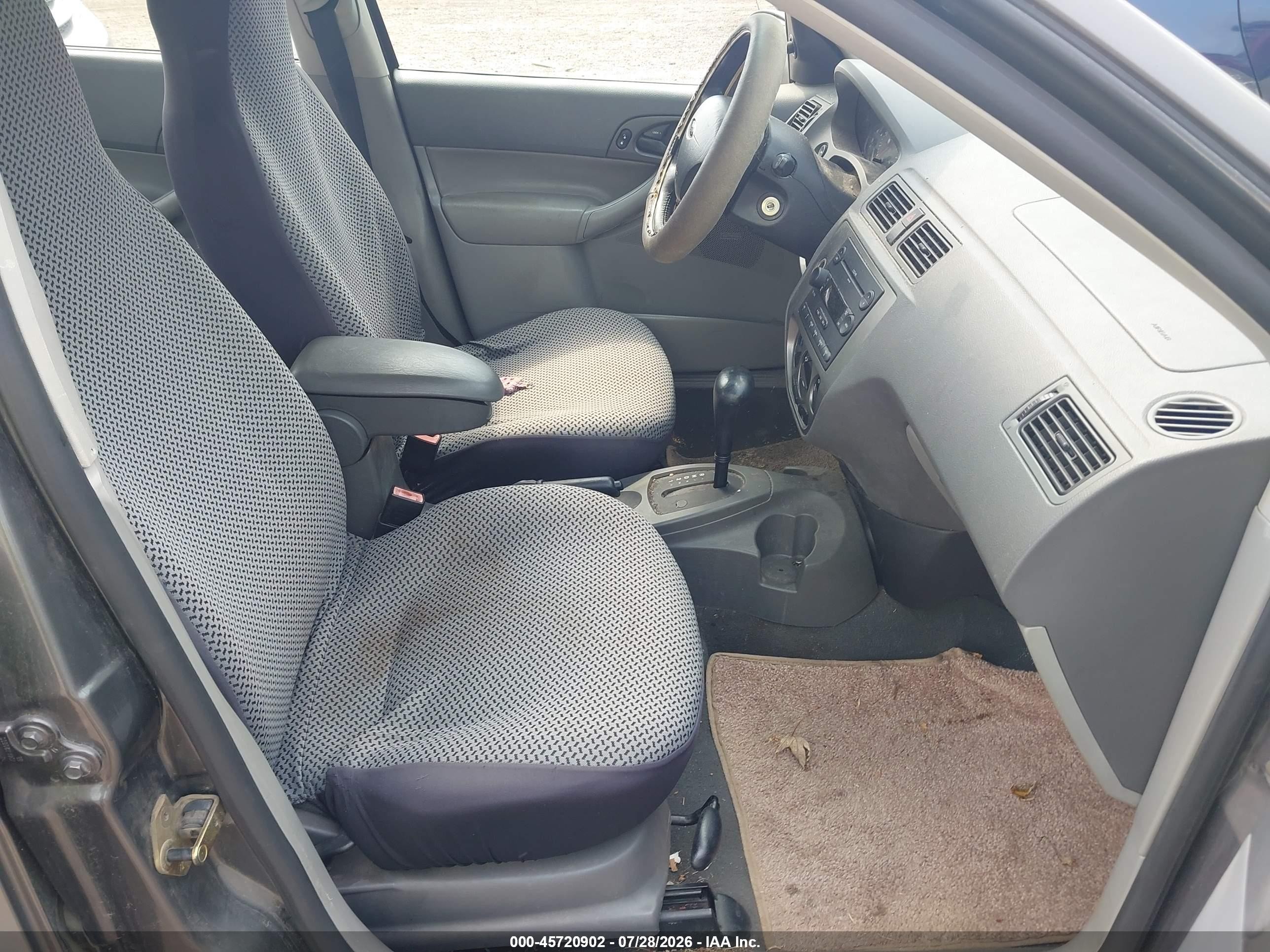 2005 Ford Focus Zx4 Gray vin: 1FAFP34N55W200976