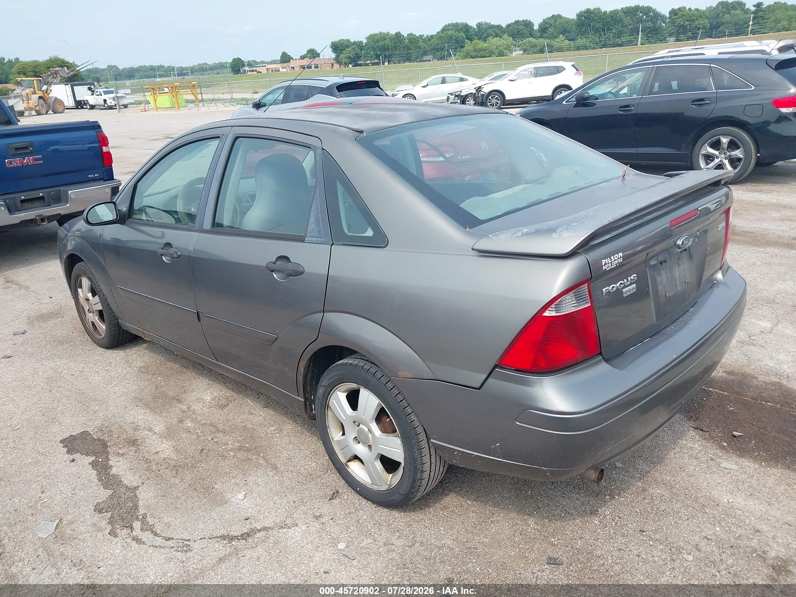 2005 Ford Focus Zx4 Gray vin: 1FAFP34N55W200976