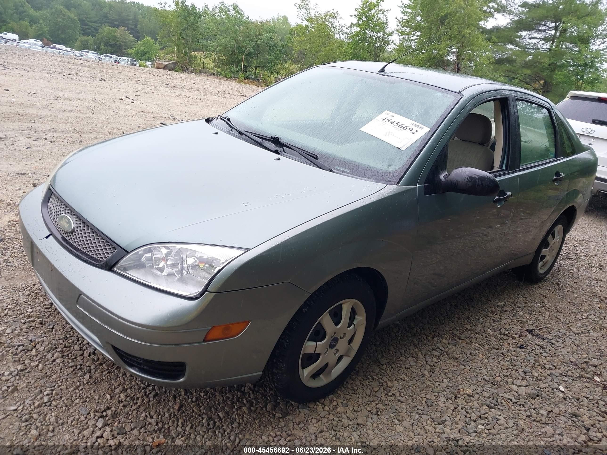 2005 Ford Focus Zx4 Teal vin: 1FAFP34N55W201352