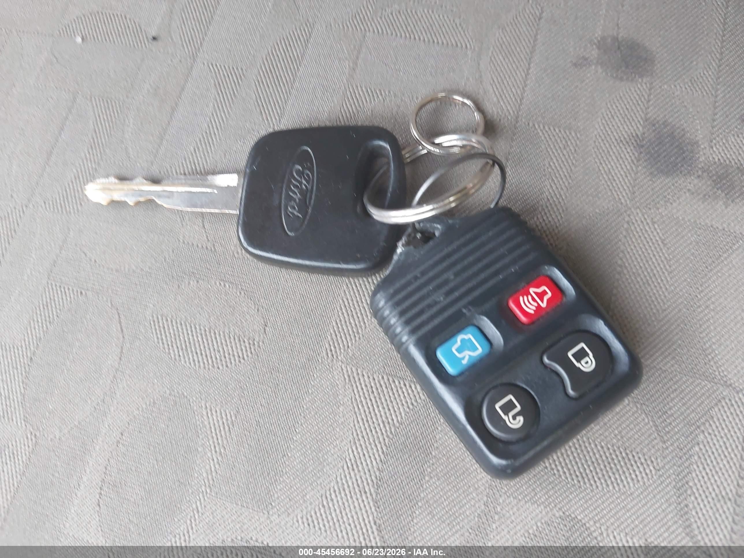 2005 Ford Focus Zx4 Teal vin: 1FAFP34N55W201352