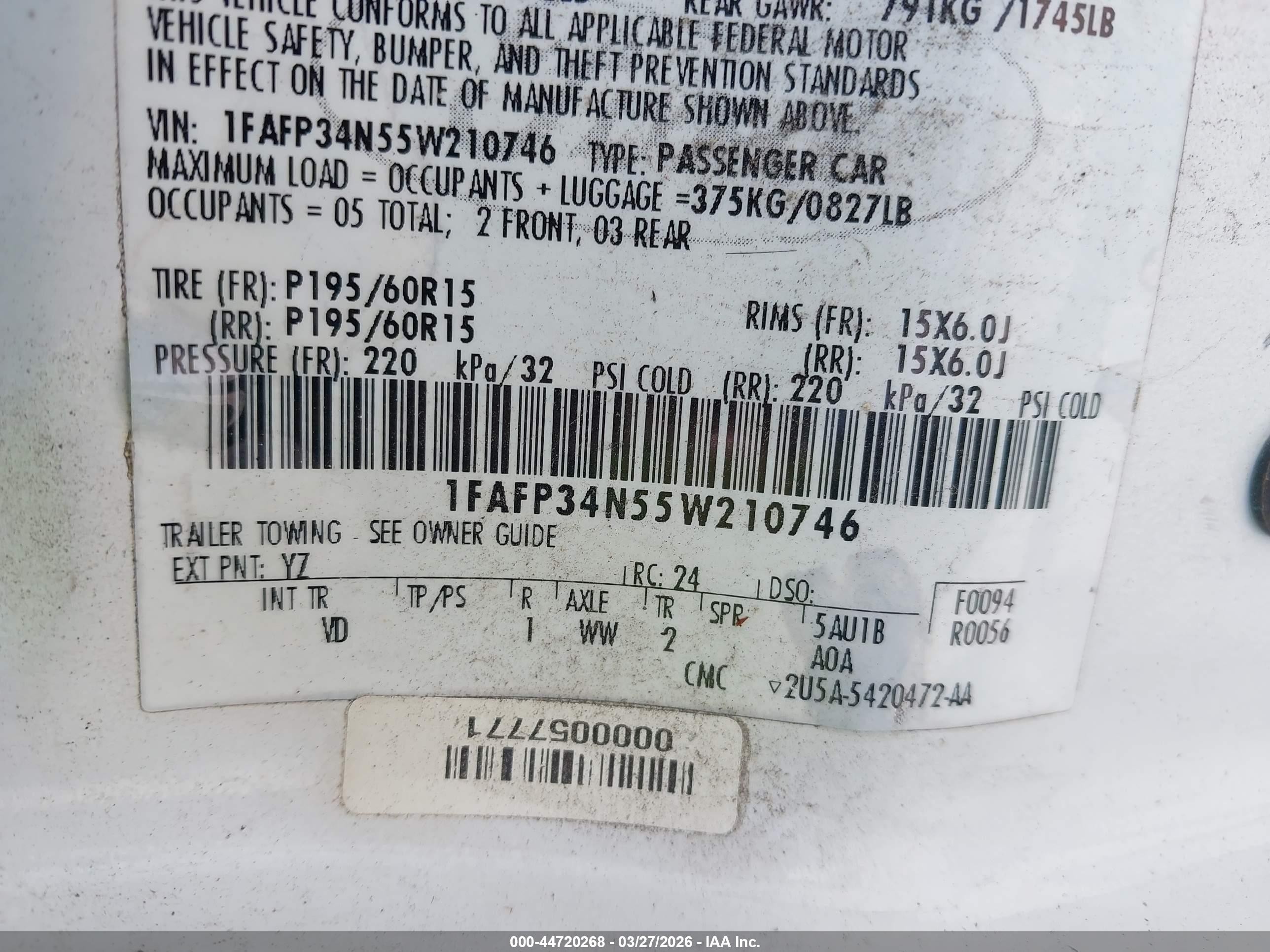 2005 Ford Focus Zx4 White vin: 1FAFP34N55W210746