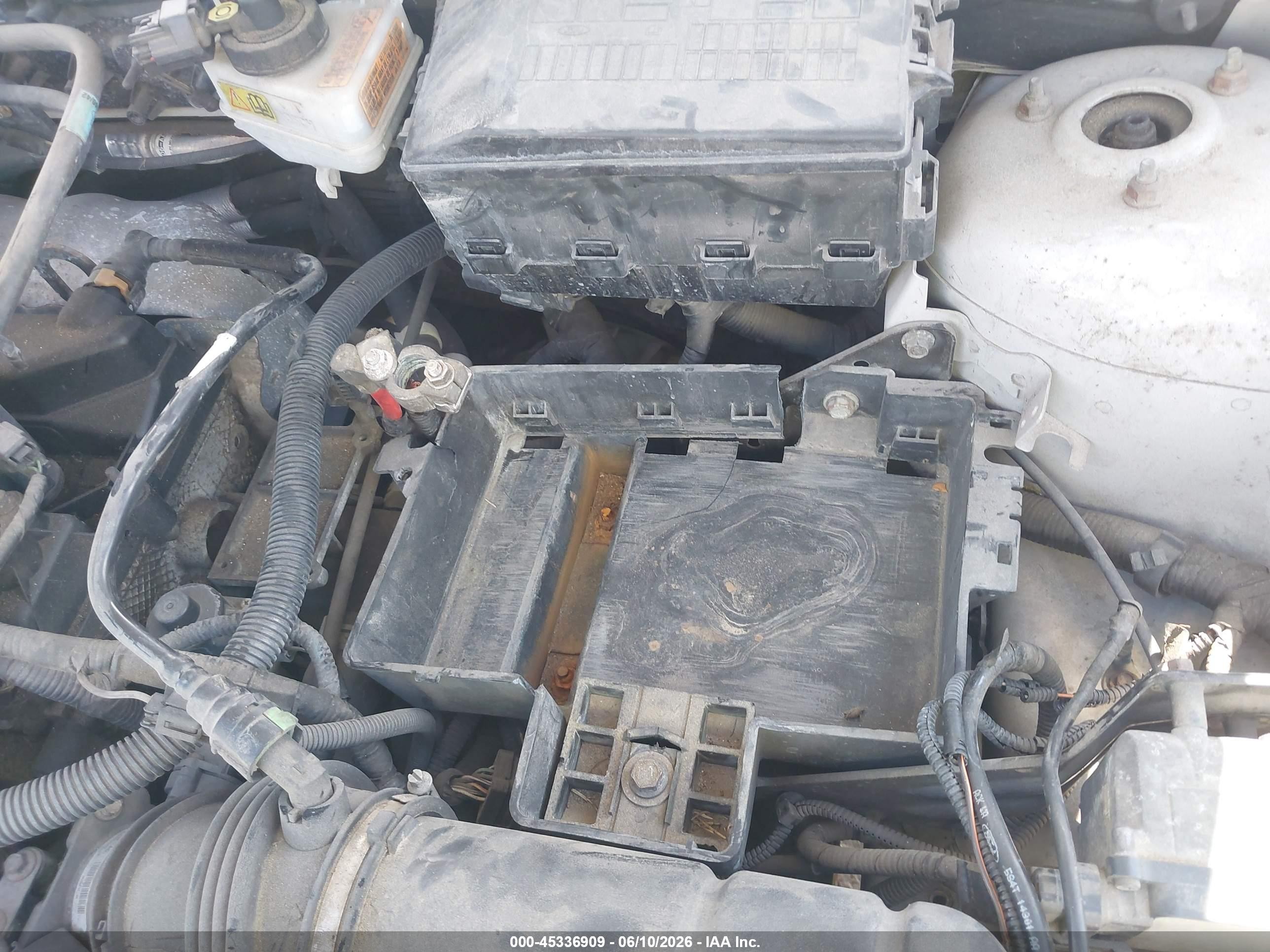 2005 Ford Focus Zx4 Silver vin: 1FAFP34N55W298455