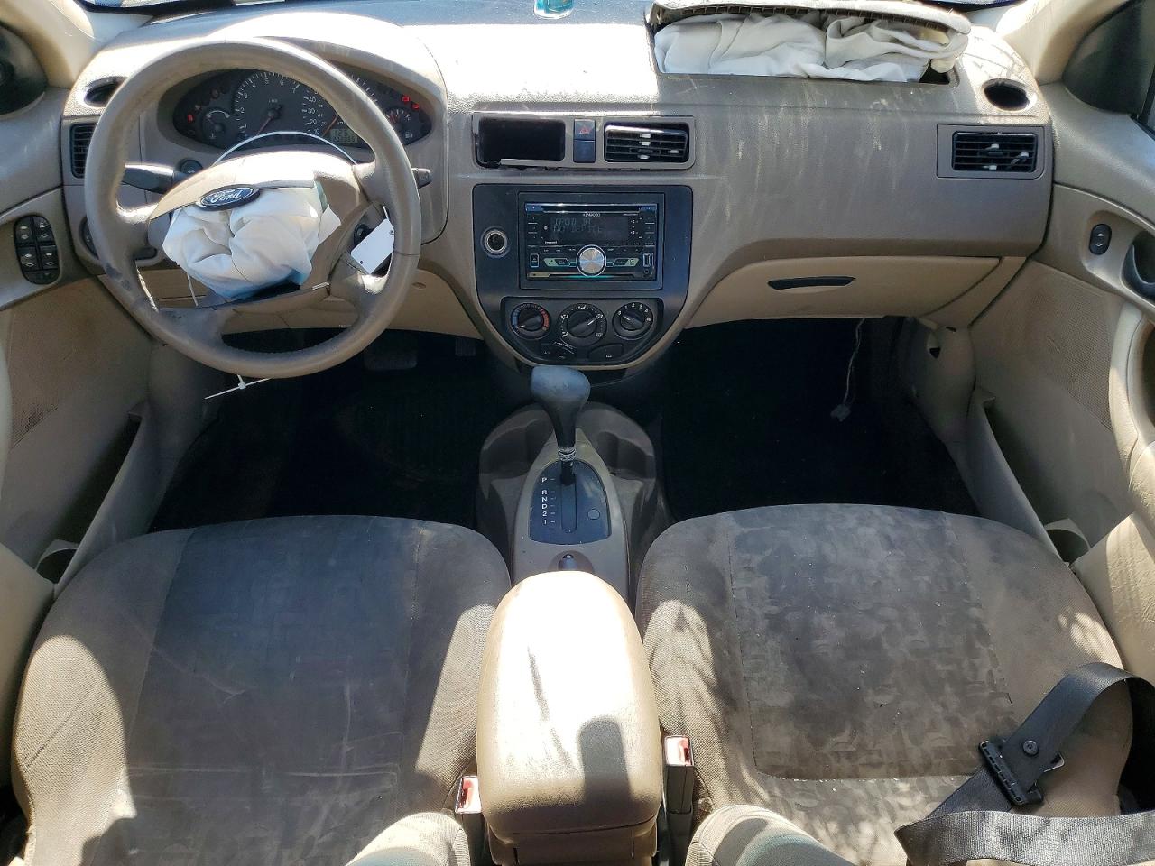 2005 Ford Focus Zx4 Gold vin: 1FAFP34N55W310202