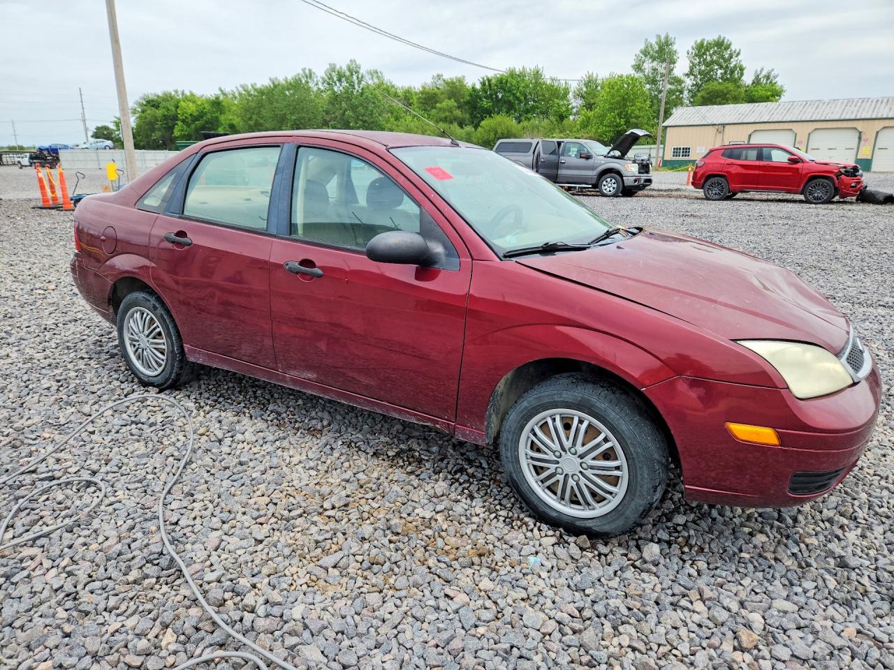 2006 Ford Focus Zx4 Maroon vin: 1FAFP34N56W165258