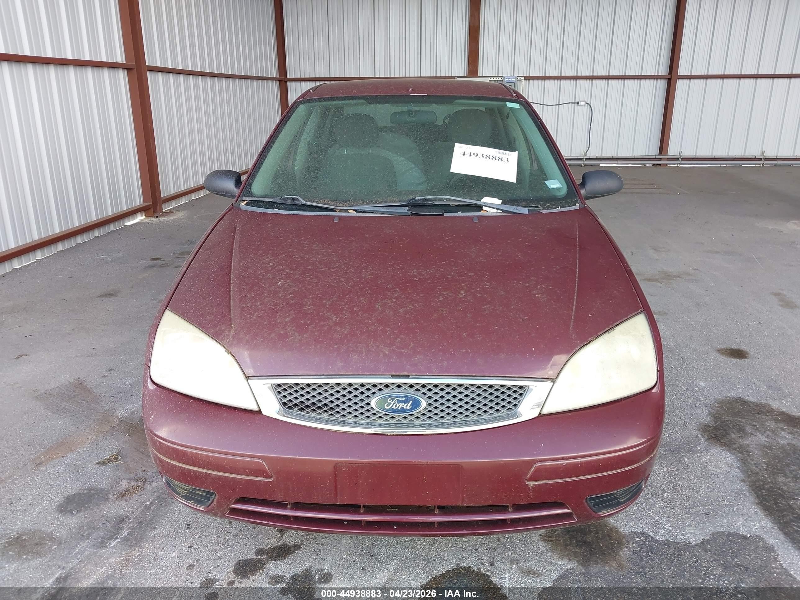 2006 Ford Focus Zx4 Burgundy vin: 1FAFP34N56W172159