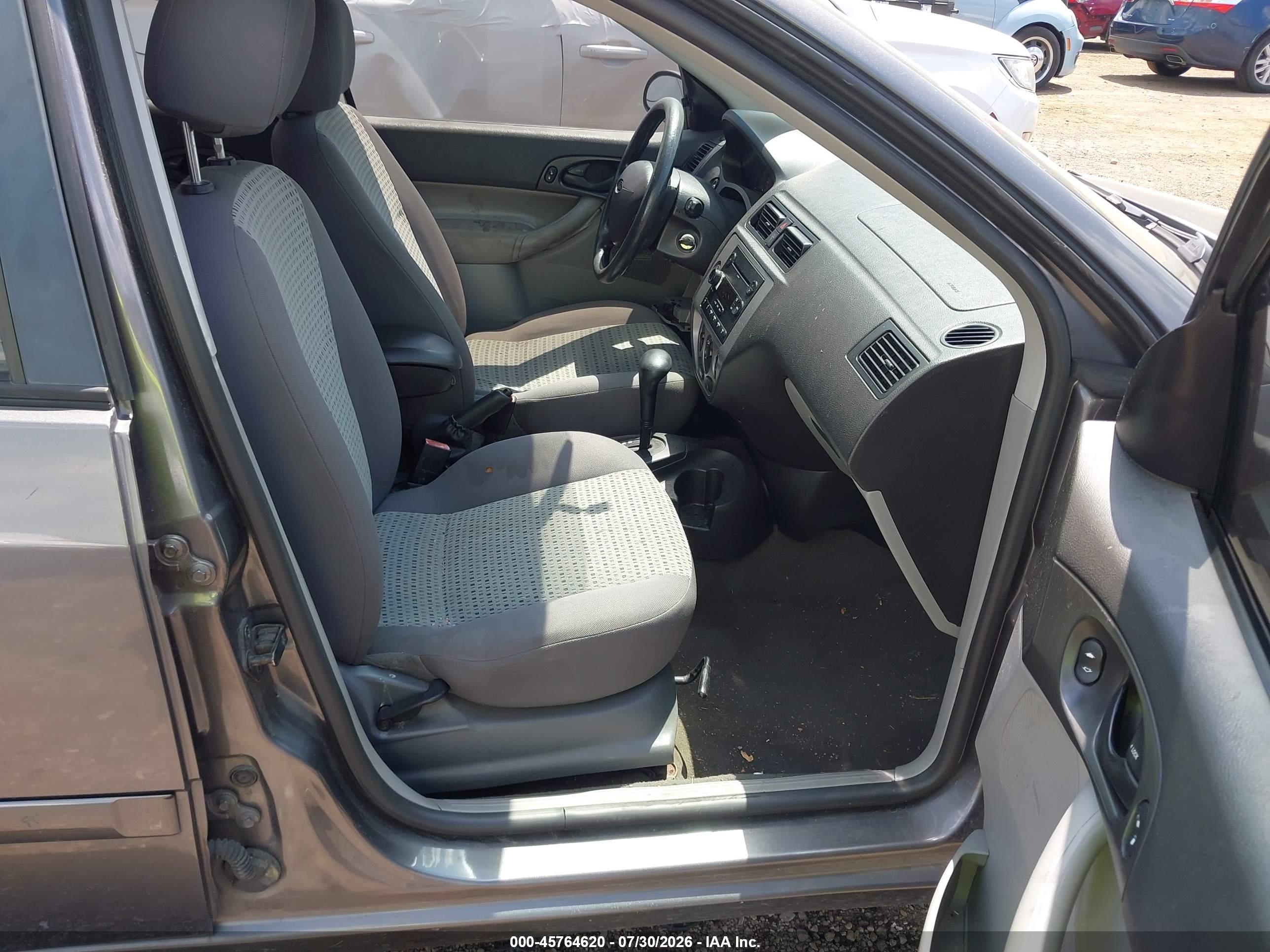 2006 Ford Focus Zx4 Gray vin: 1FAFP34N56W212790
