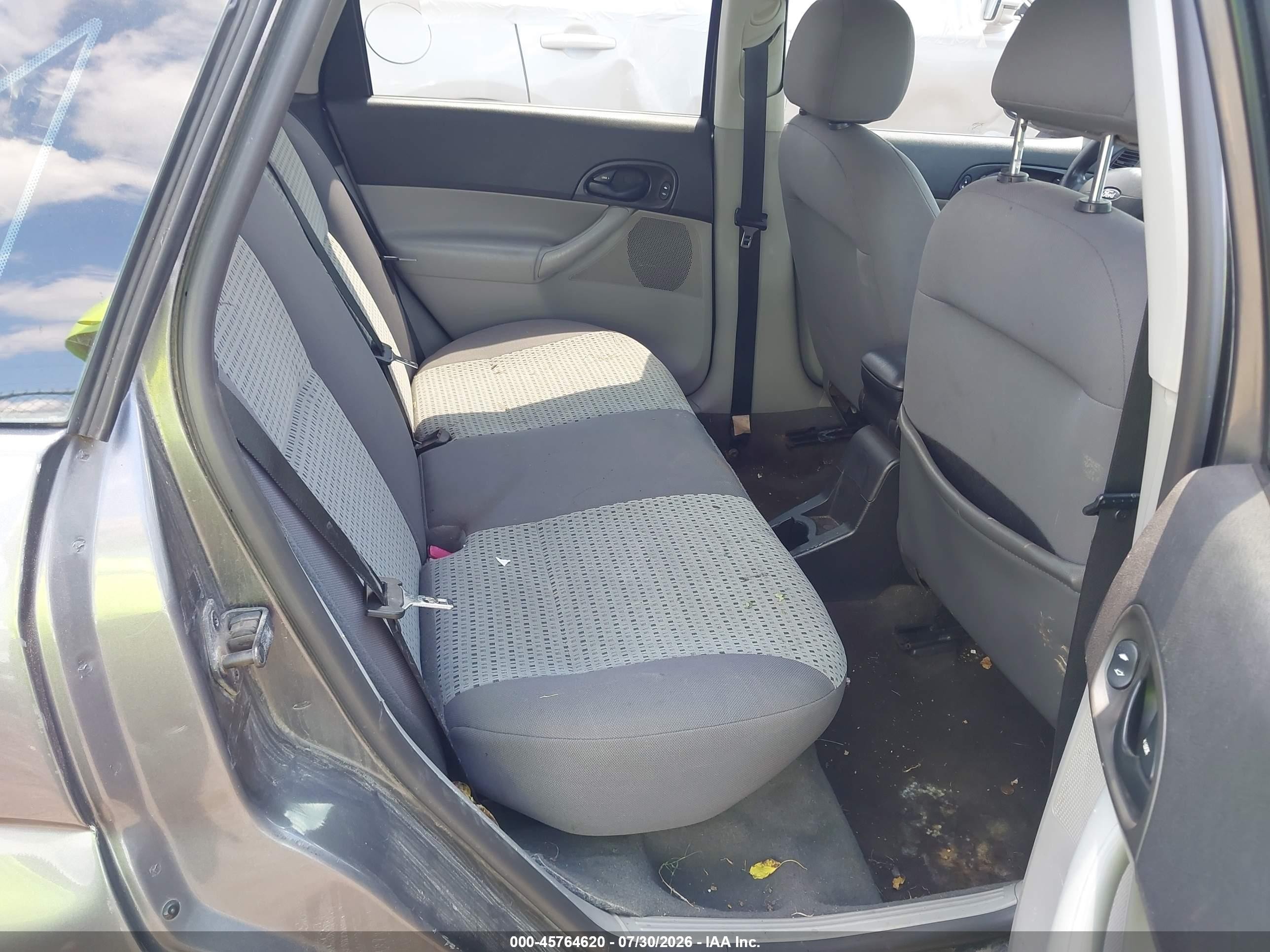 2006 Ford Focus Zx4 Gray vin: 1FAFP34N56W212790