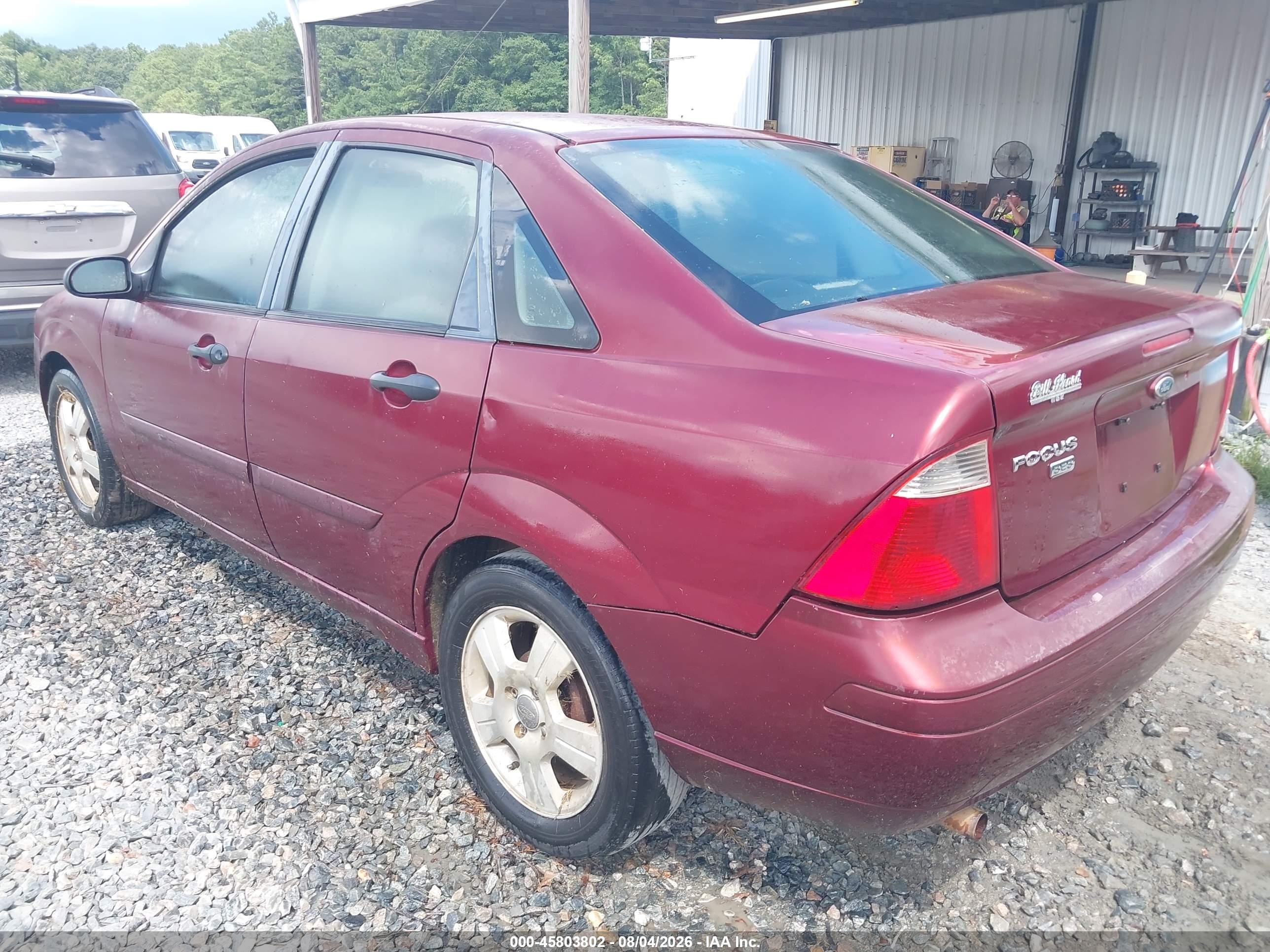 2007 Ford Focus S/se/ses Burgundy vin: 1FAFP34N57W103182