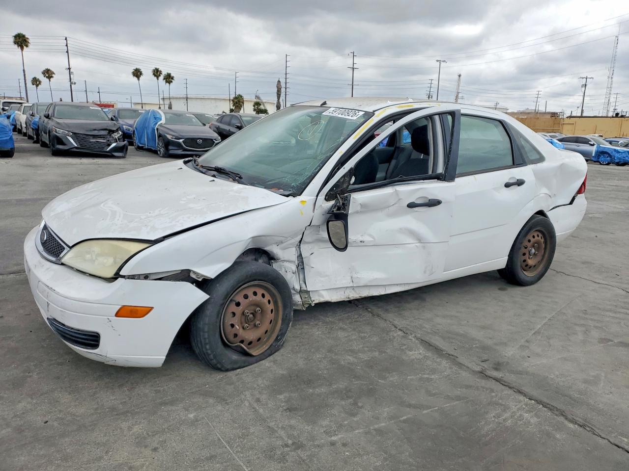2007 Ford Focus Zx4 White vin: 1FAFP34N57W173670
