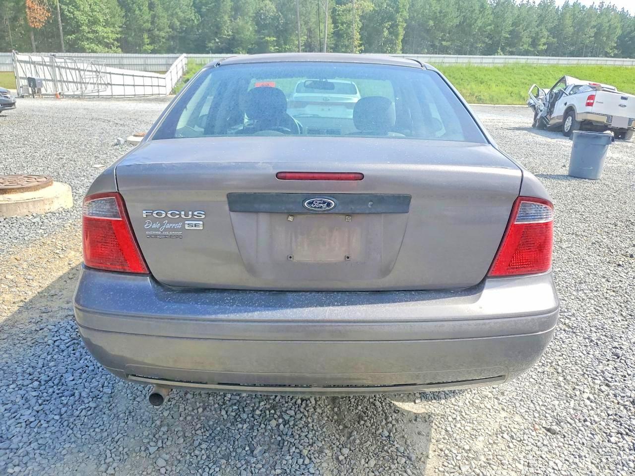 2007 Ford Focus Zx4 Gray vin: 1FAFP34N57W191134