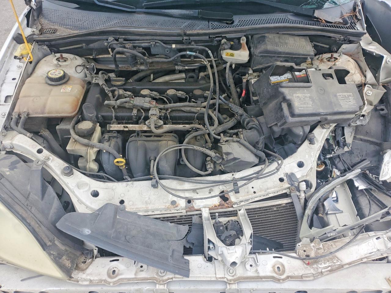 2007 Ford Focus Zx4 White vin: 1FAFP34N57W194874