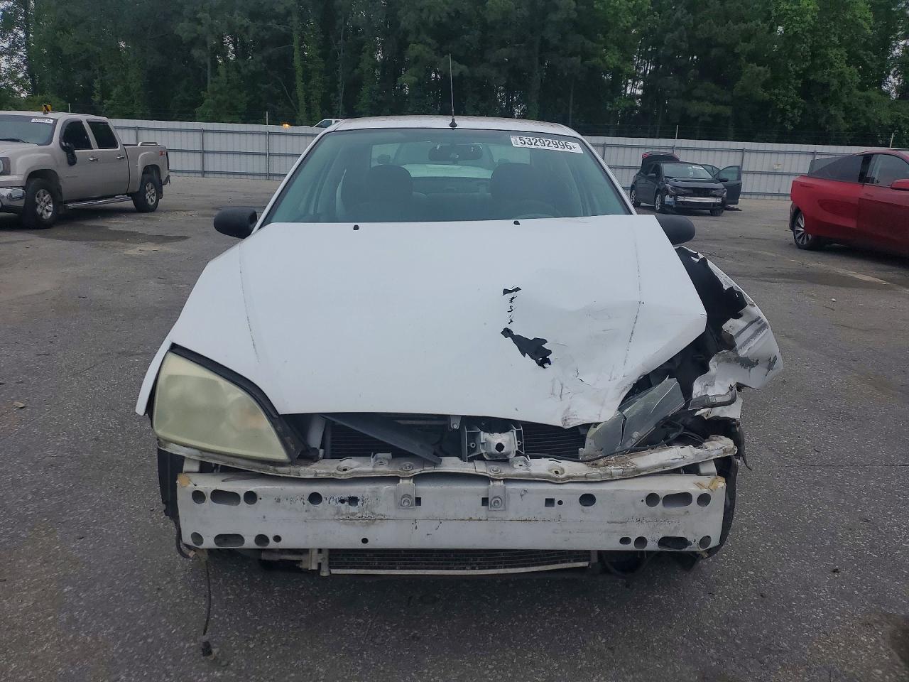 2007 Ford Focus Zx4 White vin: 1FAFP34N57W194874