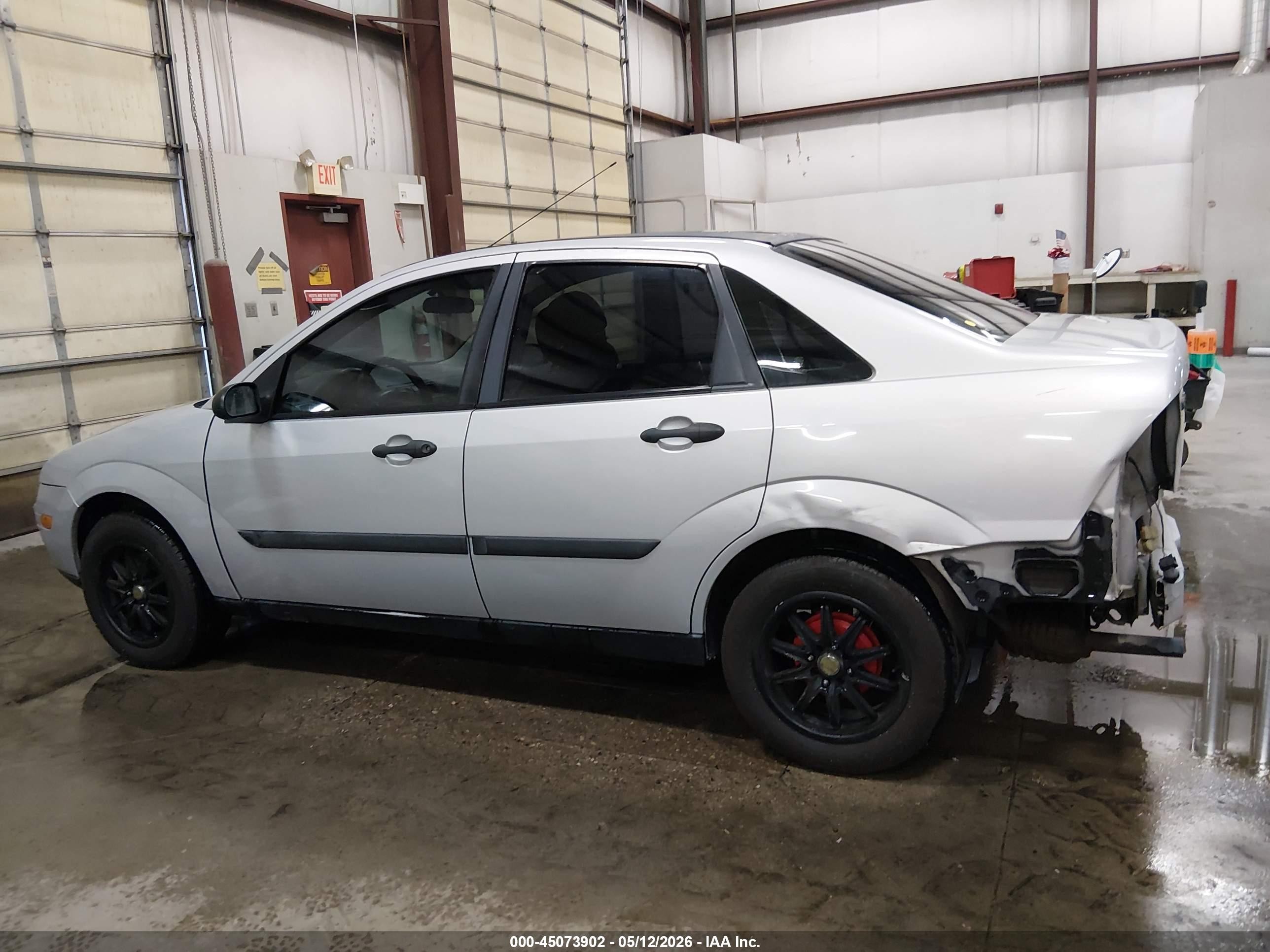 2007 Ford Focus S/se/ses Gray vin: 1FAFP34N57W239151
