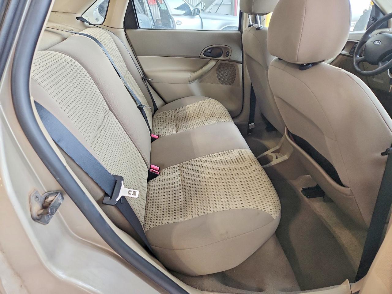 2007 Ford Focus Zx4 Золотой vin: 1FAFP34N57W301860
