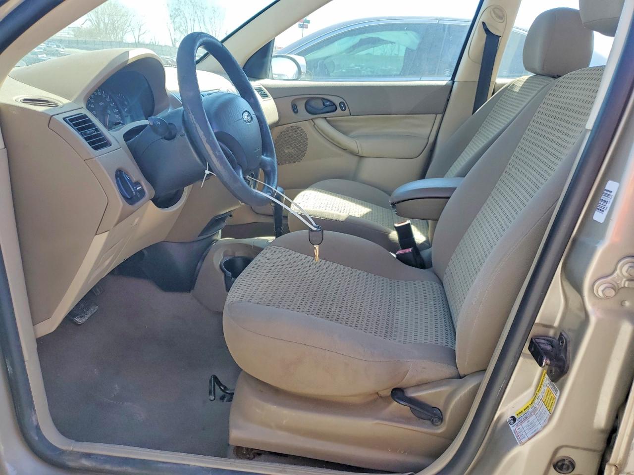 2007 Ford Focus Zx4 Золотой vin: 1FAFP34N57W301860