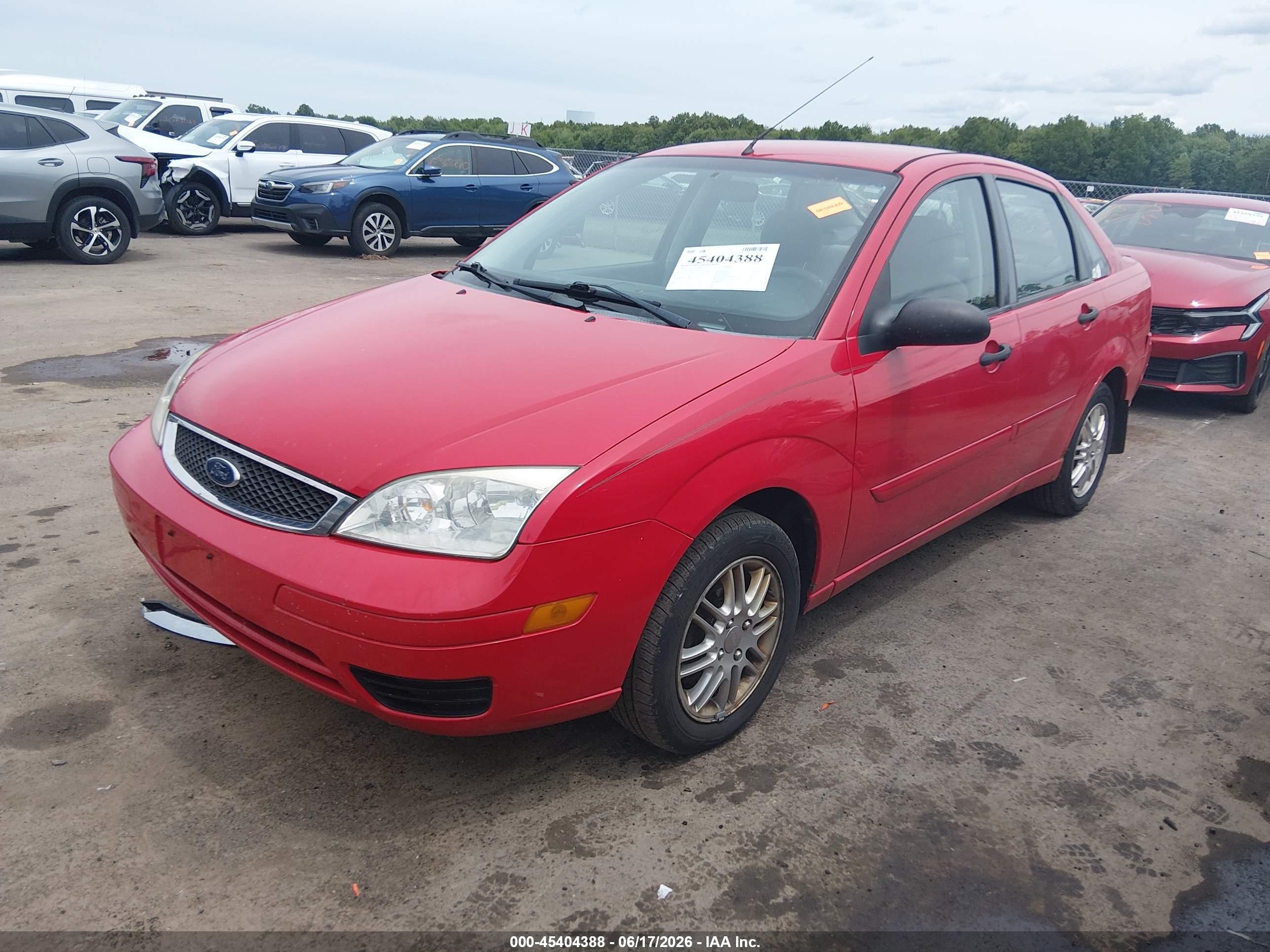 2007 Ford Focus S/se/ses Red vin: 1FAFP34N57W312034