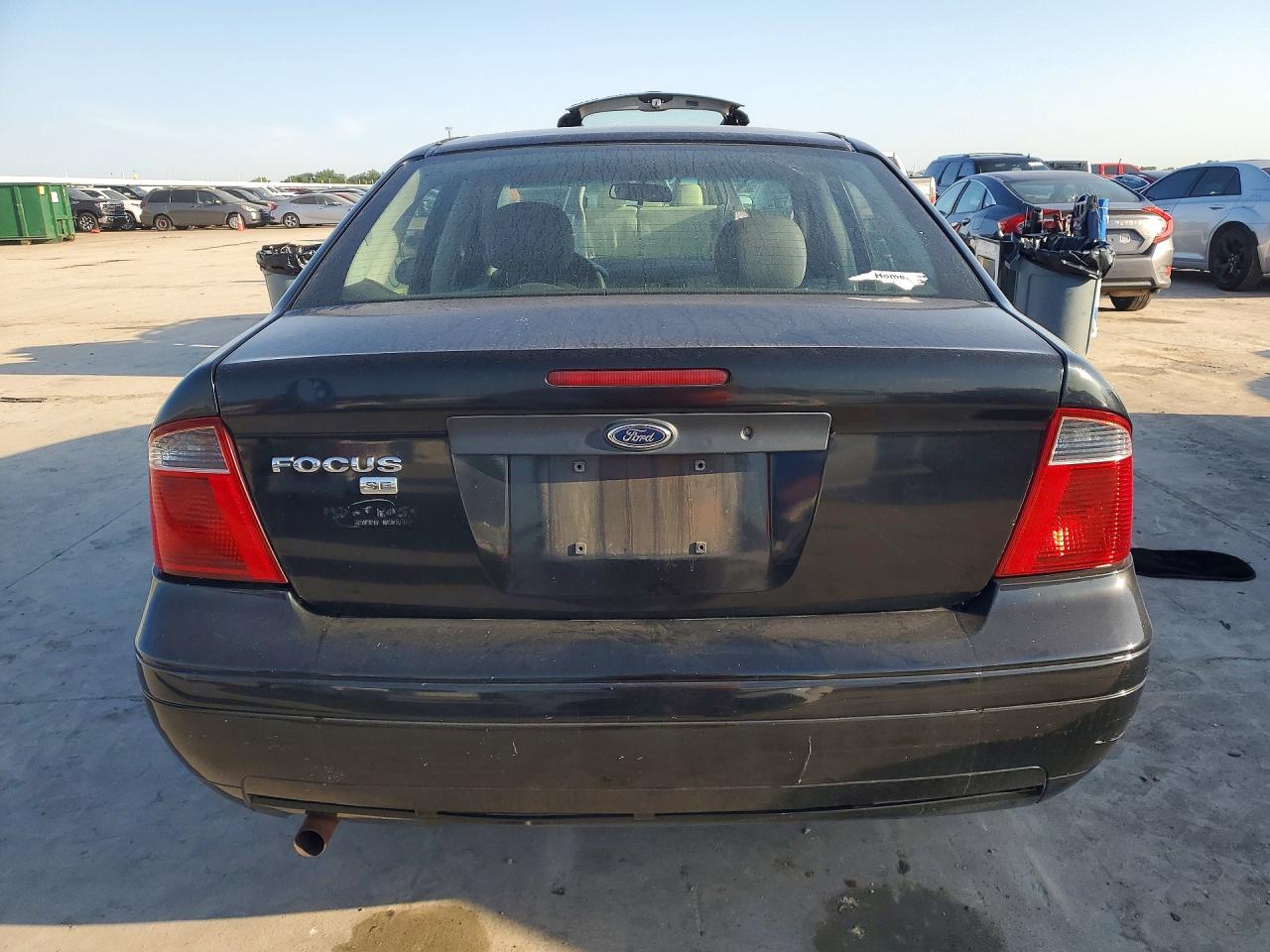 2007 Ford Focus Zx4 Черный vin: 1FAFP34N57W330176