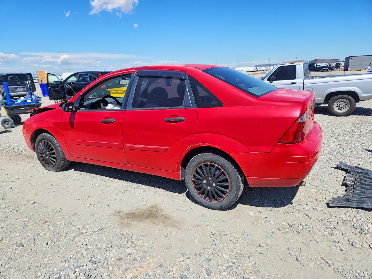 2005 Ford Focus Zx3 Red vin: 1FAFP34N65W252164