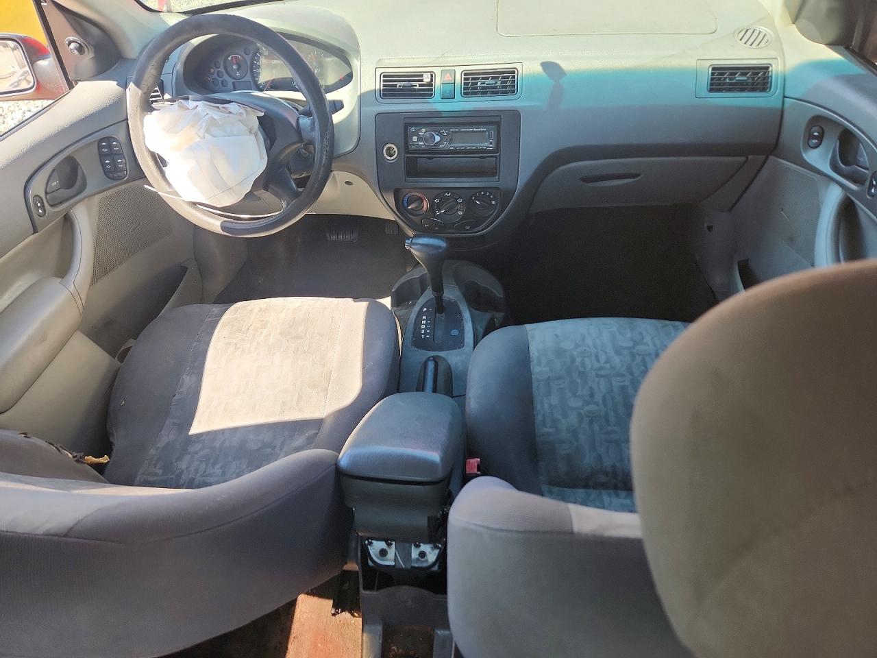 2005 Ford Focus Zx3 Red vin: 1FAFP34N65W252164
